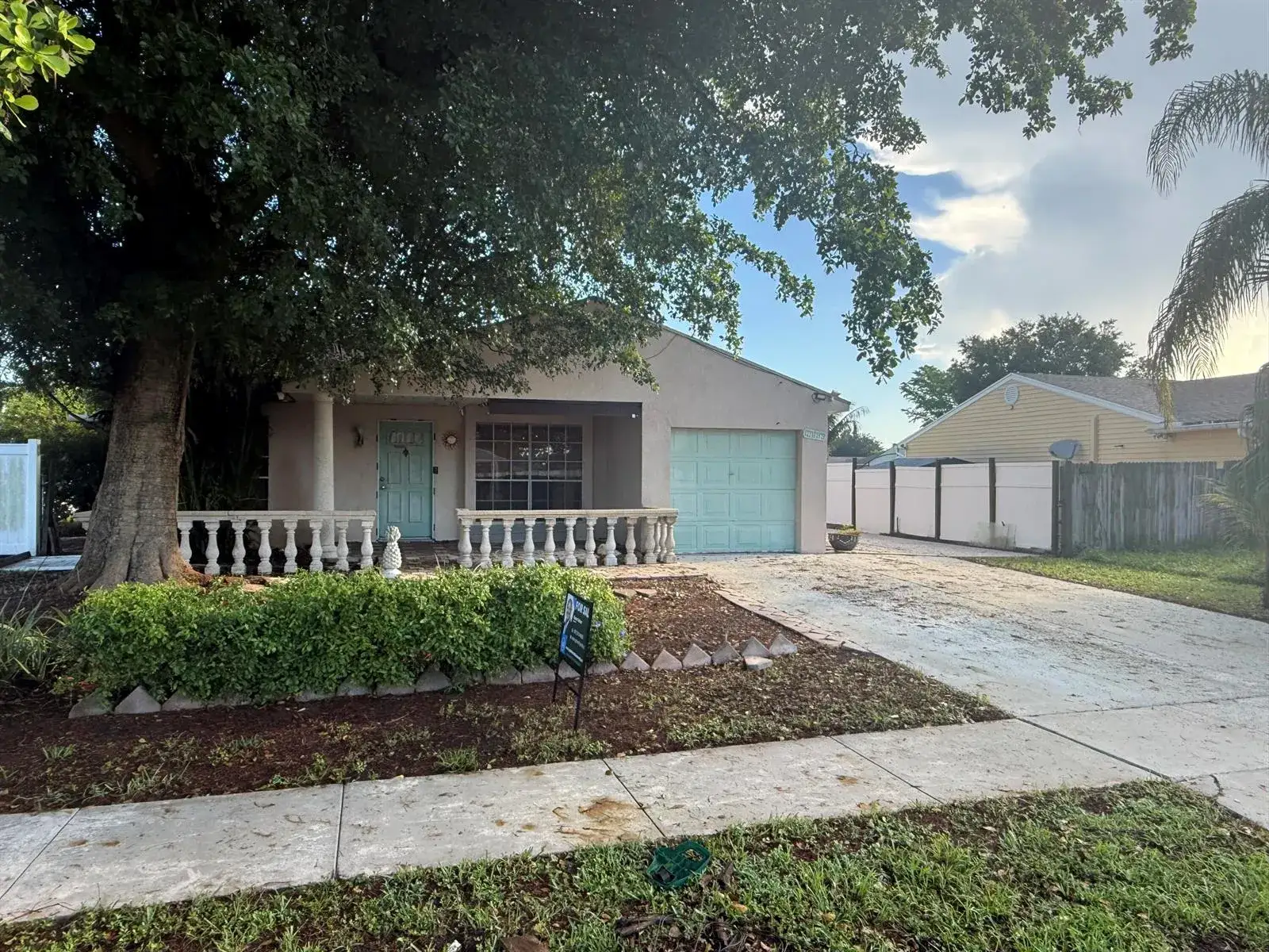 2 bedroom 1 bath Residential for sale at 10685 Bobbie Lane, Royal Palm Beach FL 33411
