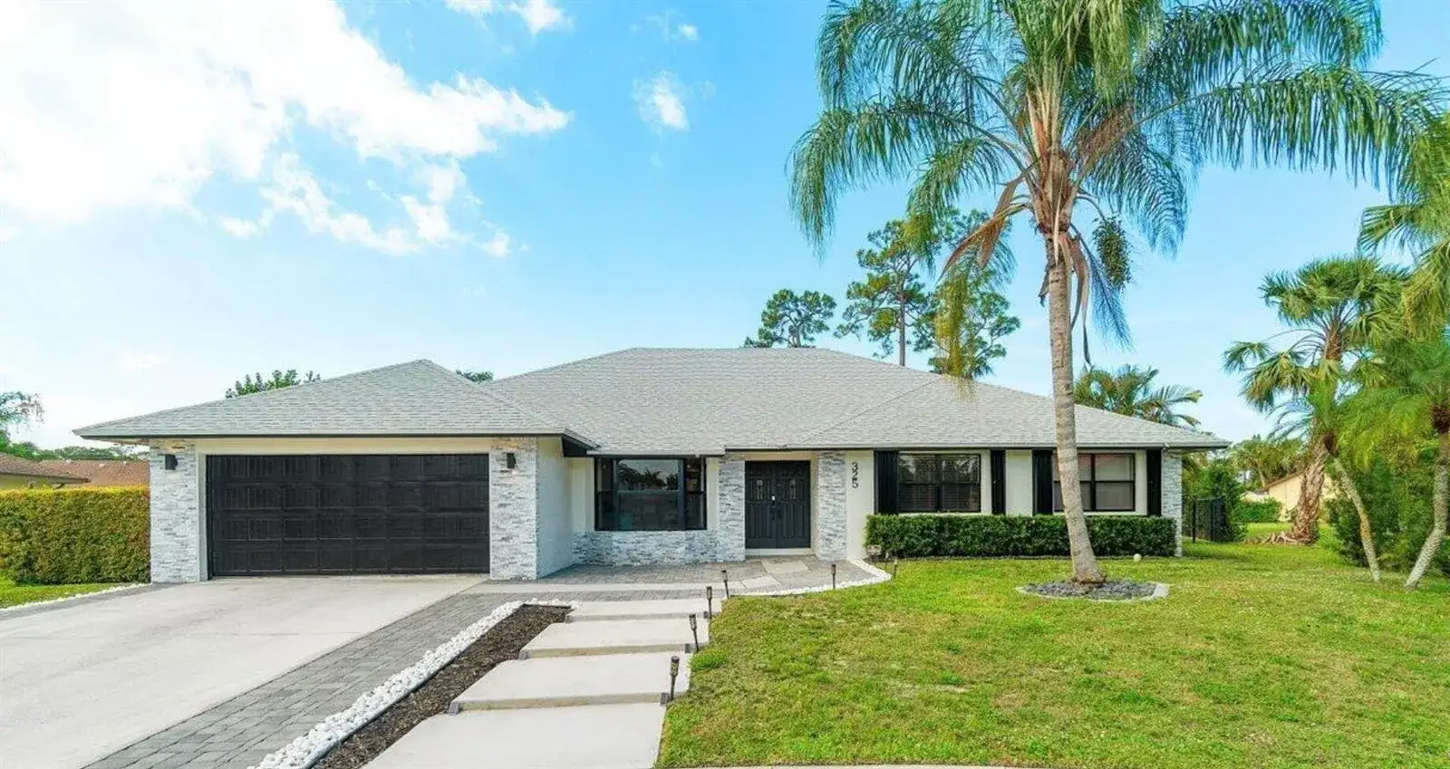 5 bedroom 2 bath Residential Lease for rent at 325 Knotty Wood Lane, Wellington FL 33414