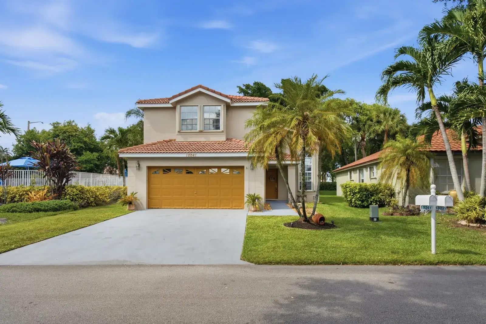3 bedroom 2 bath Residential for sale at 18241 NW 8th Street, Pembroke Pines FL 33029