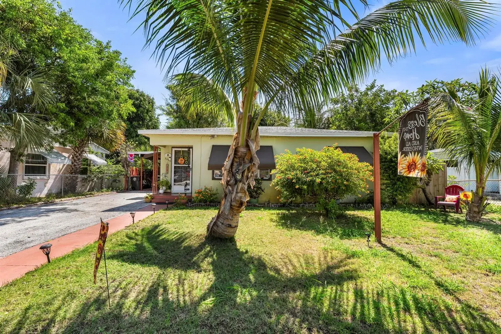 2 bedroom 1 bath Residential Lease for rent at 3032 Stanford Road, West Palm Beach FL 33405
