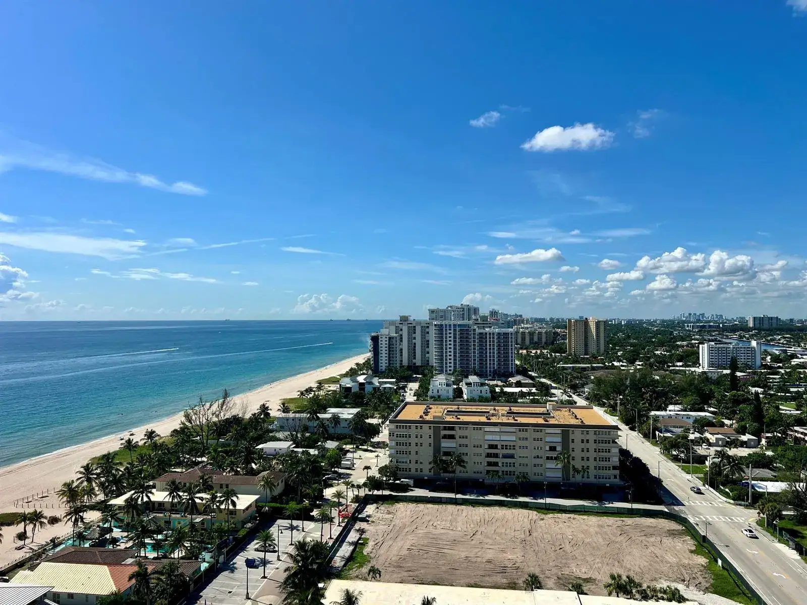 1 bedroom 1 bath Residential Lease for rent at 111 Briny Avenue # 06, Pompano Beach FL 33062