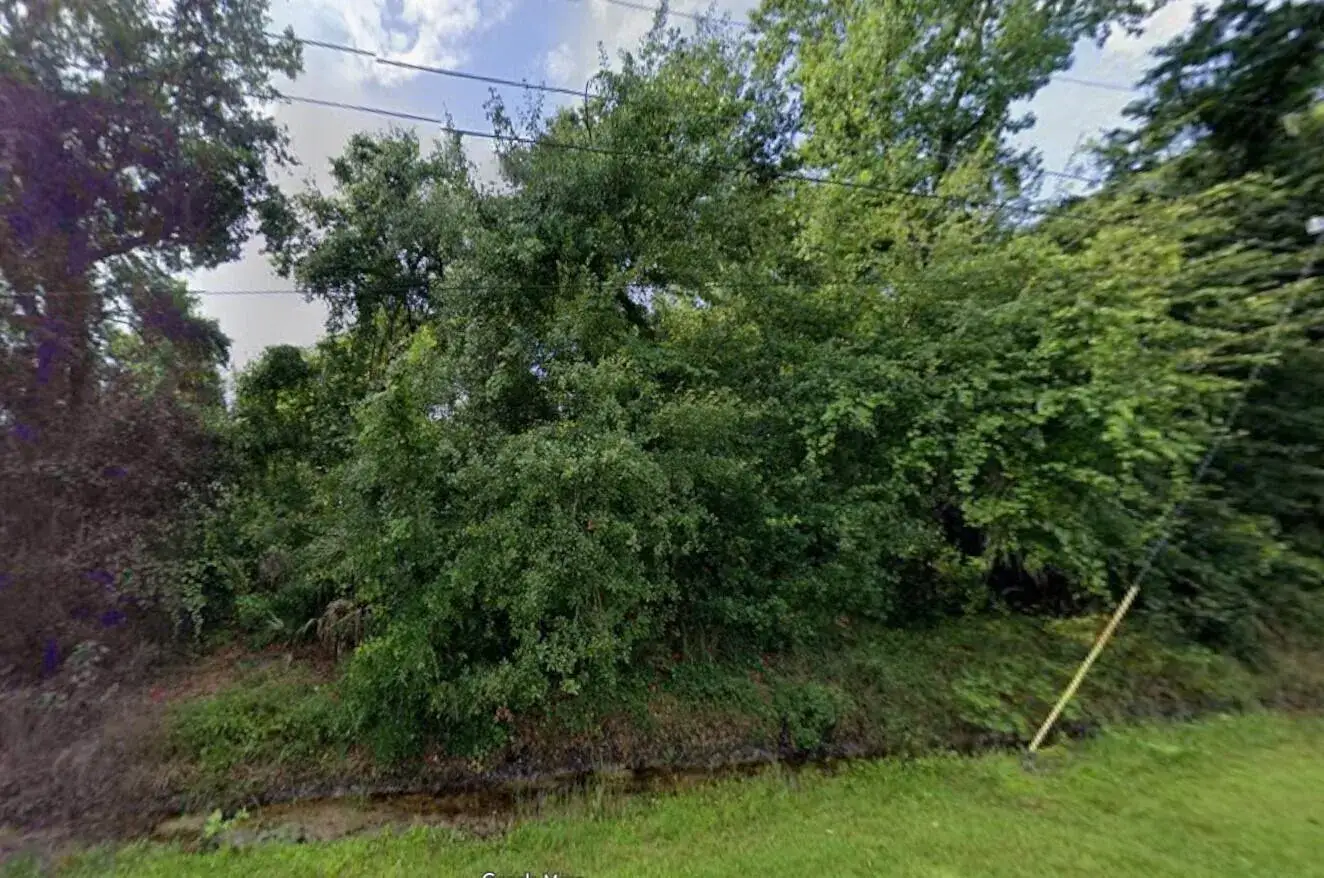 Commercial Land for sale at 240 Toms Road, FL 32713