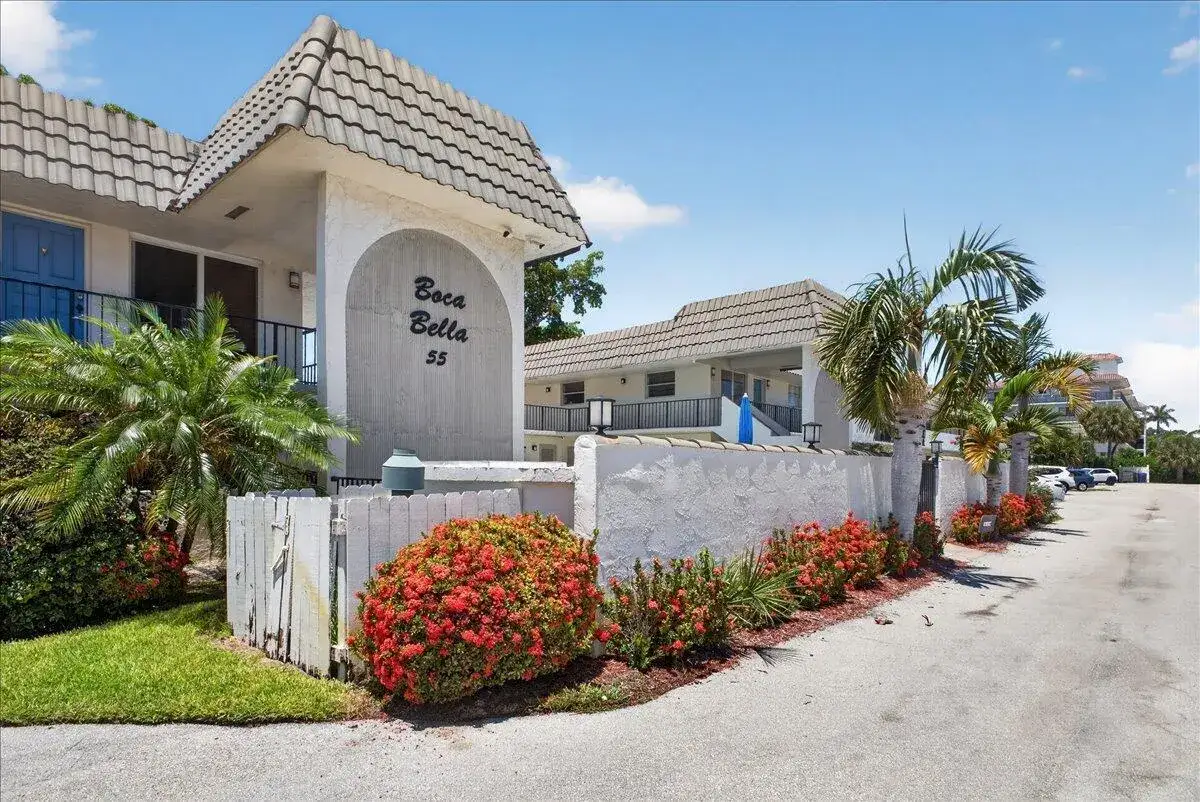 2 bedroom 2 bath Residential for sale at 55 SE 14th Street # 2060, Boca Raton FL 33432