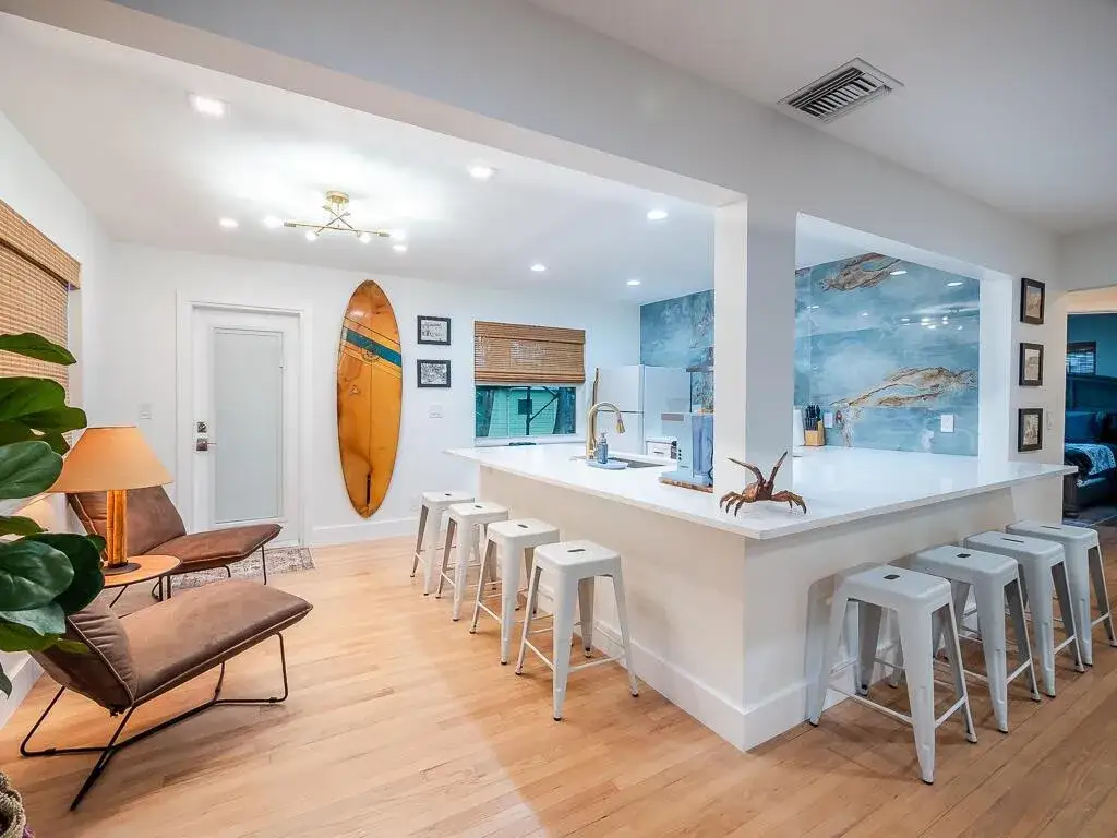 2 bedroom 1 bath Residential for sale at 418 N Palmway, FL 33460