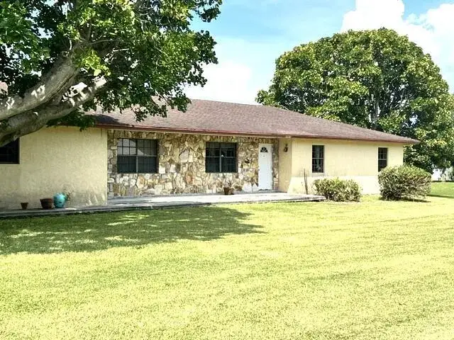 3 bedroom 3 bath Residential for sale at 36911 3rd Street, Canal Point FL 33438