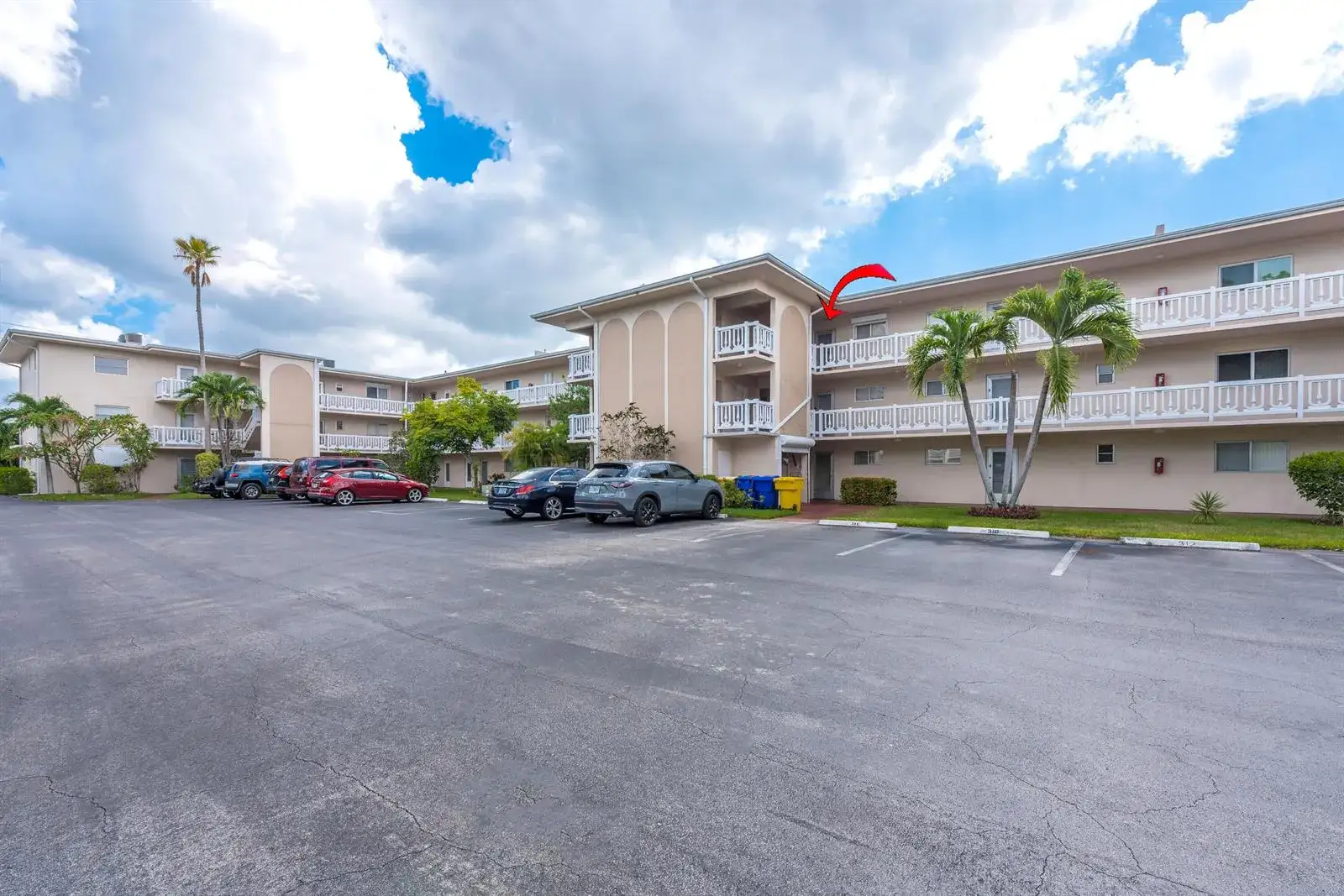 1 bedroom 1 bath Residential for sale at 2615 Garden Drive N # 307, Lake Worth FL 33461