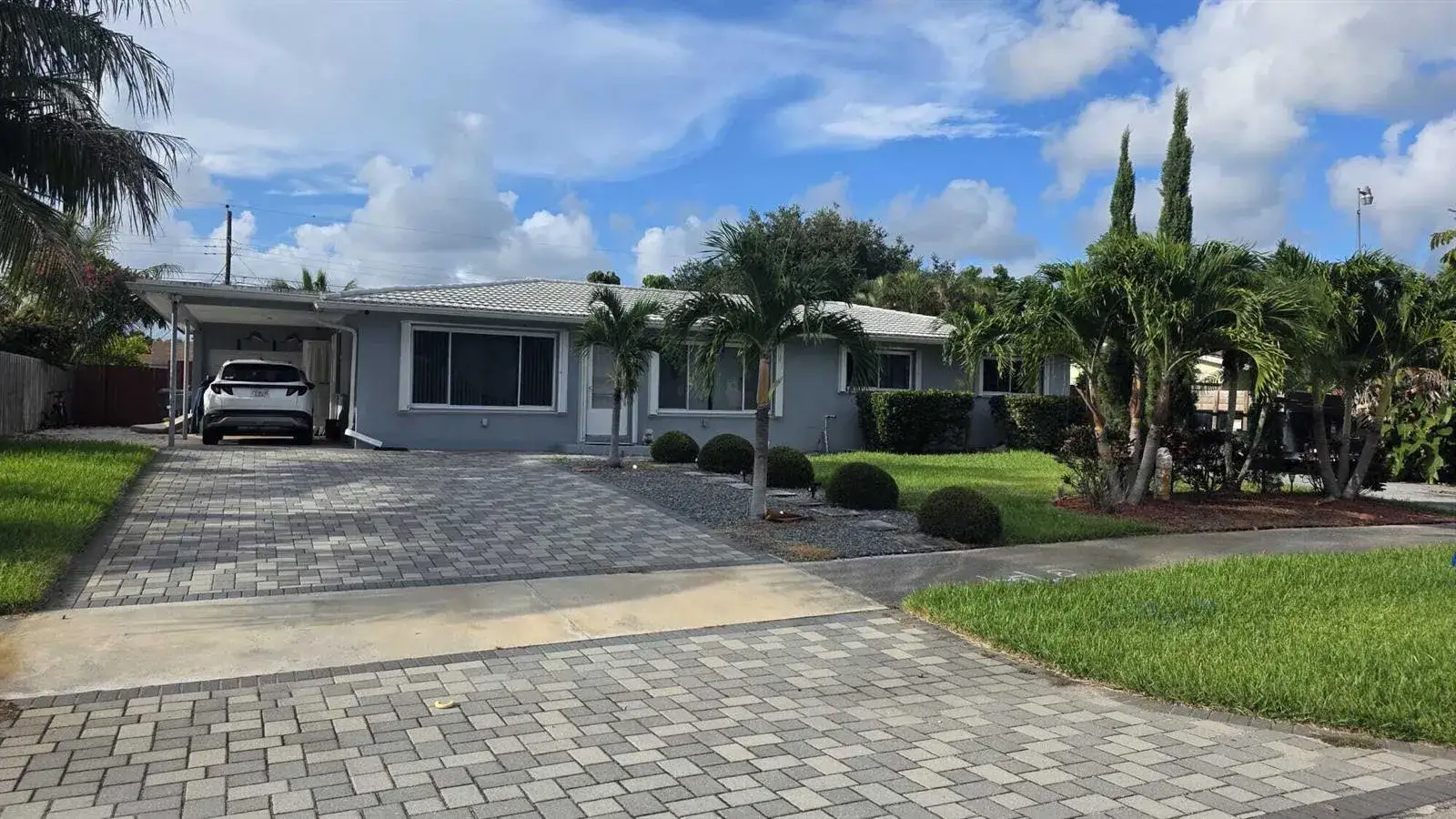3 bedroom 2 bath Residential for sale at 4171 Waterway Drive, Lake Worth FL 33461