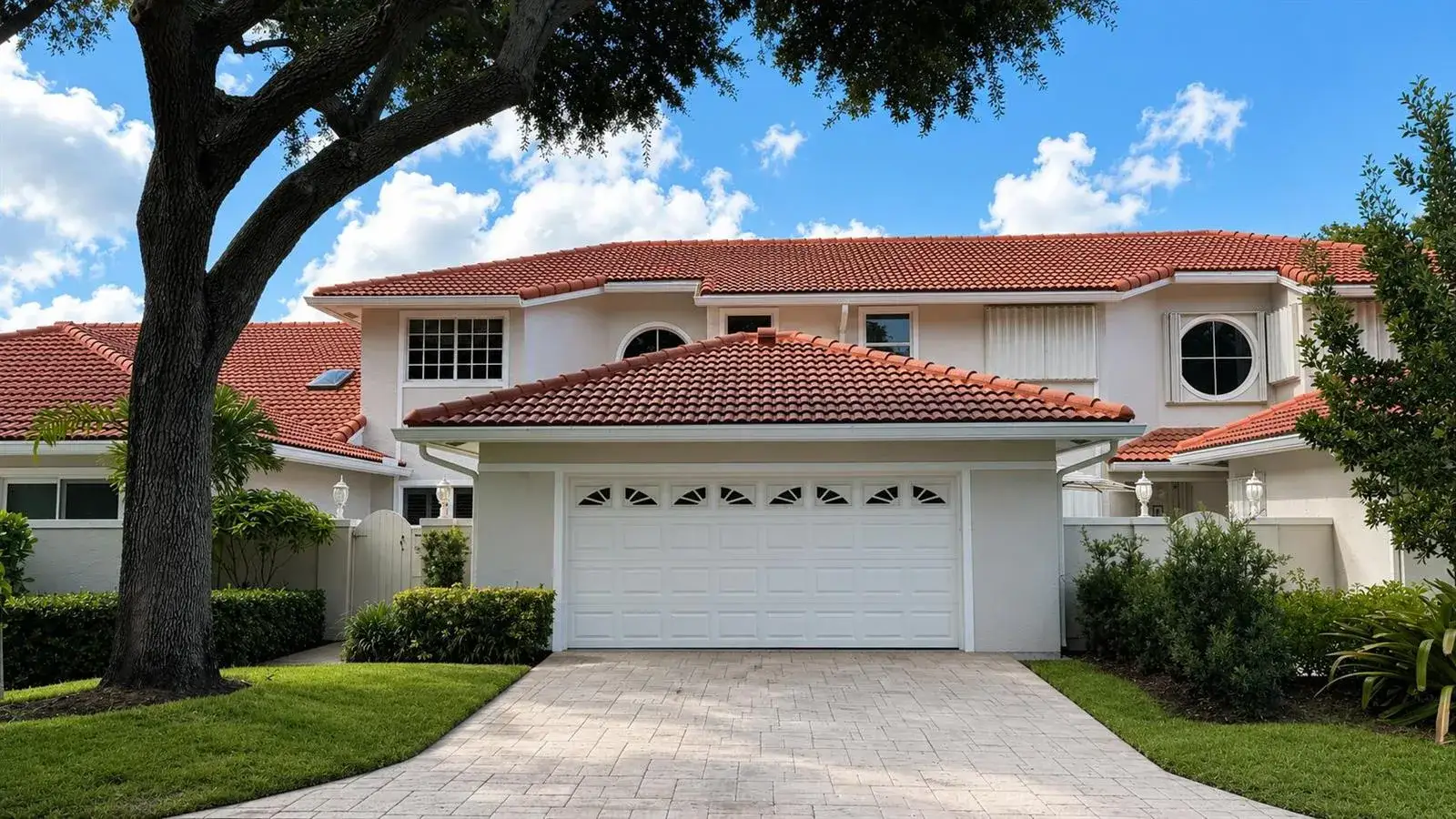 4 bedroom 4 bath Residential for sale at 4107 Carriage Drive # K2, Pompano Beach FL 33069