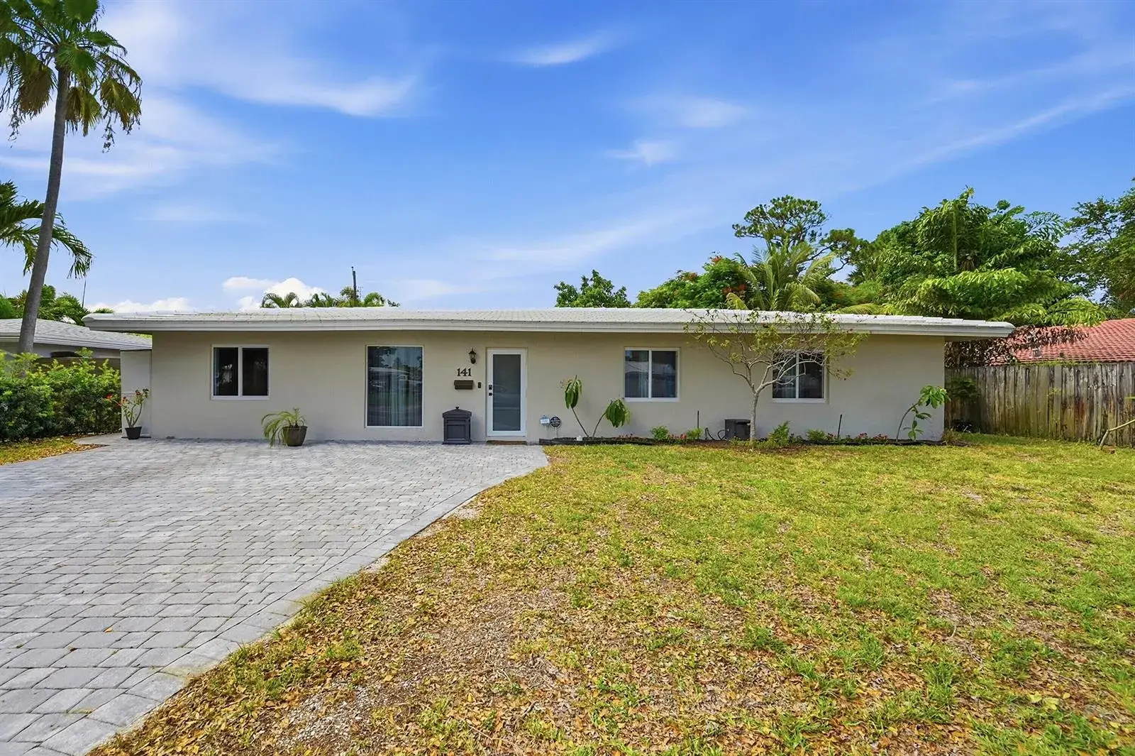 5 bedroom 3 bath Residential for sale at 141 SE 8th Street, Pompano Beach FL 33060