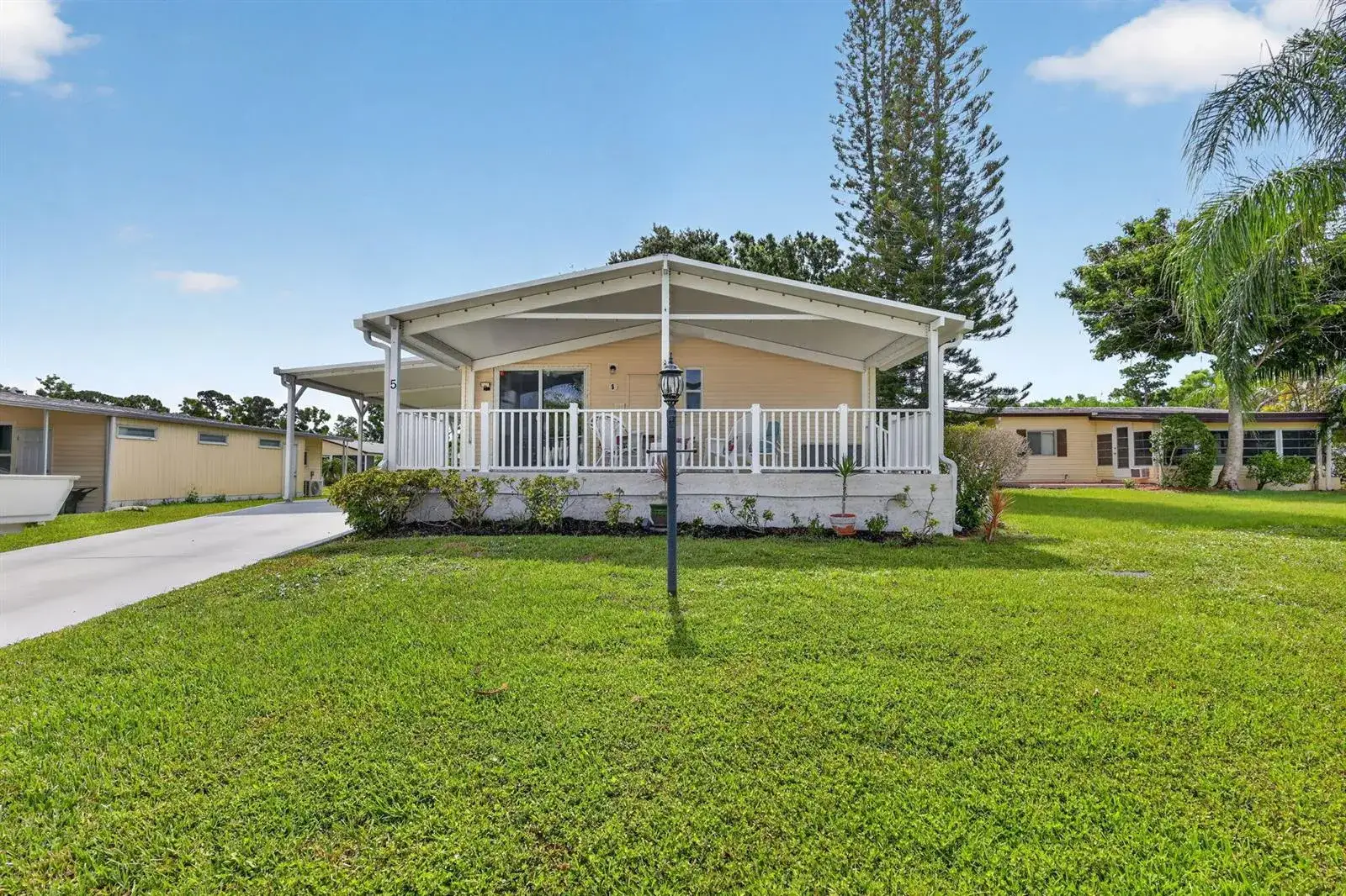 3 bedroom 2 bath Residential for sale at 5 Montilla Way, Port St. Lucie FL 34952