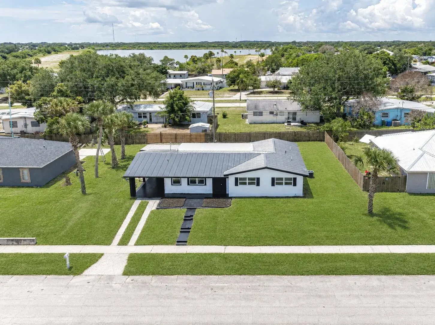 3 bedroom 2 bath Residential for sale at 375 Manly Avenue, Sebastian FL 32958