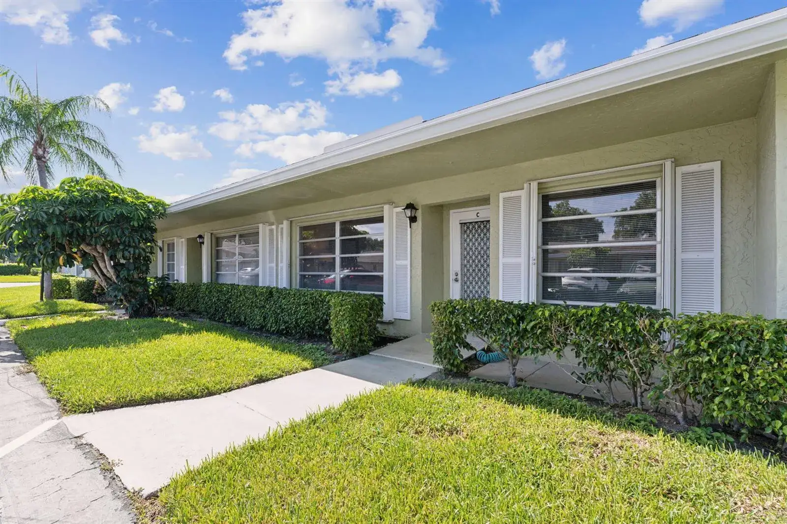 2 bedroom 2 bath Residential Lease for rent at 1120 Cactus Terrace # c, Delray Beach FL 33445