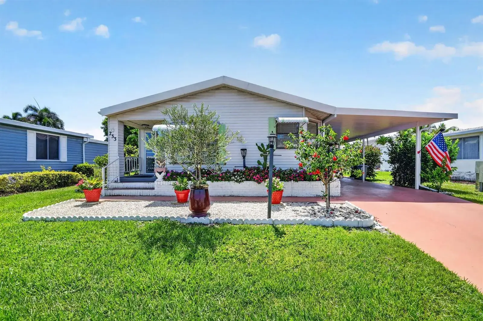 2 bedroom 2 bath Residential for sale at 733 Sunny S Avenue, Boynton Beach FL 33436