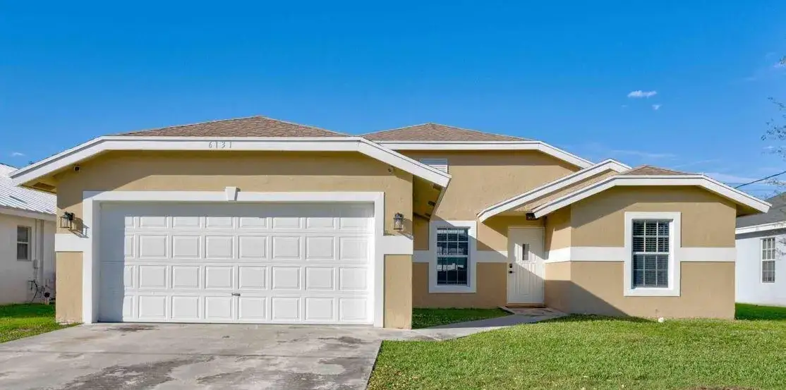 3 bedroom 2 bath Residential Lease for rent at 6131 Robinson Street, Jupiter FL 33458