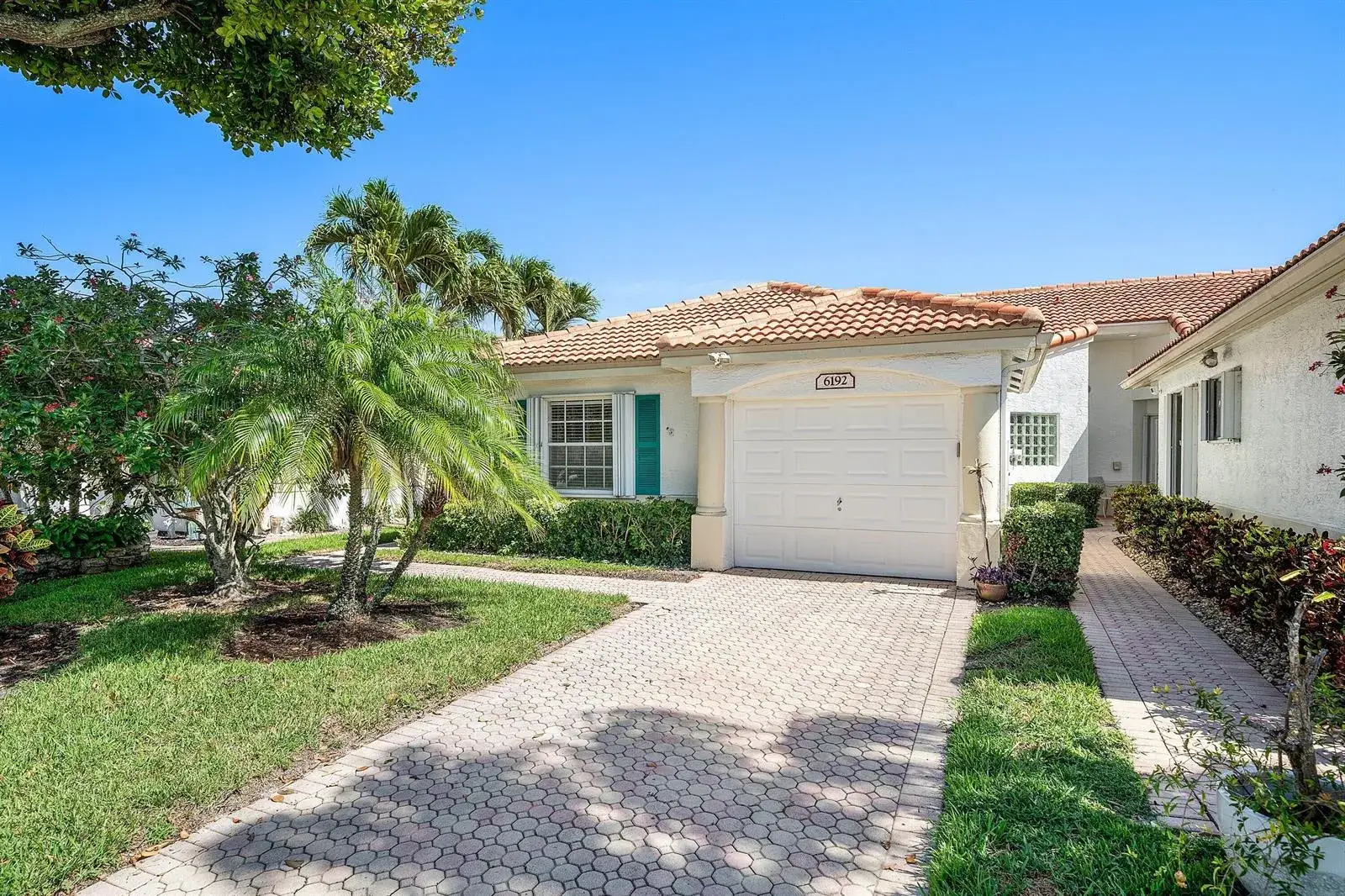 2 bedroom 2 bath Residential Lease for rent at 6192 Floral Lakes Drive, Delray Beach FL 33484
