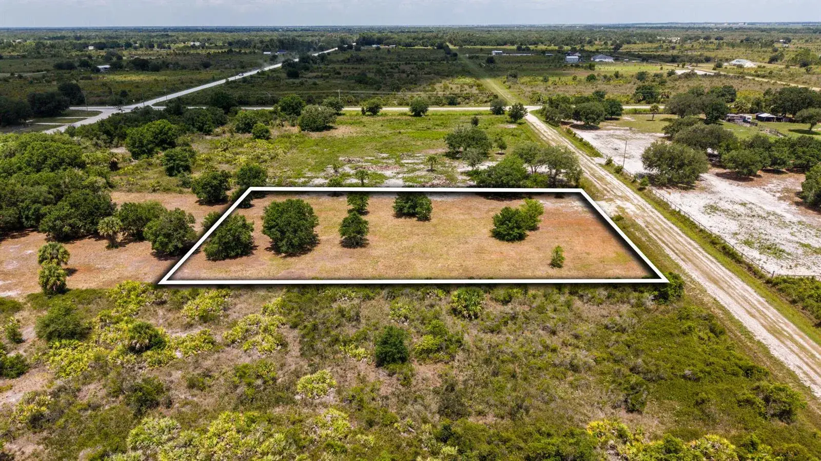 Commercial Land for sale at 19371 NW 254th Street, Okeechobee FL 34972