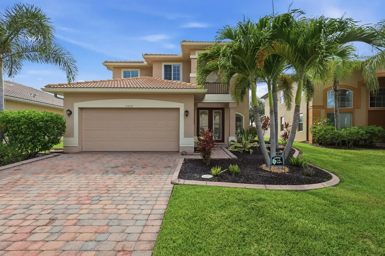 3 bedroom 2 bath Residential for sale at 1517 Birdie Drive, Naples FL 34120
