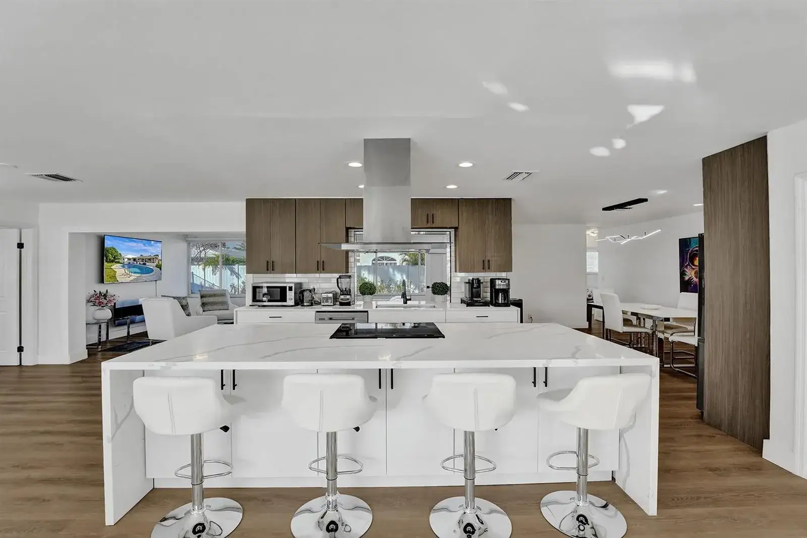 4 bedroom 2 bath Residential Lease for rent at 4751 NE 29th Avenue, Fort Lauderdale FL 33308