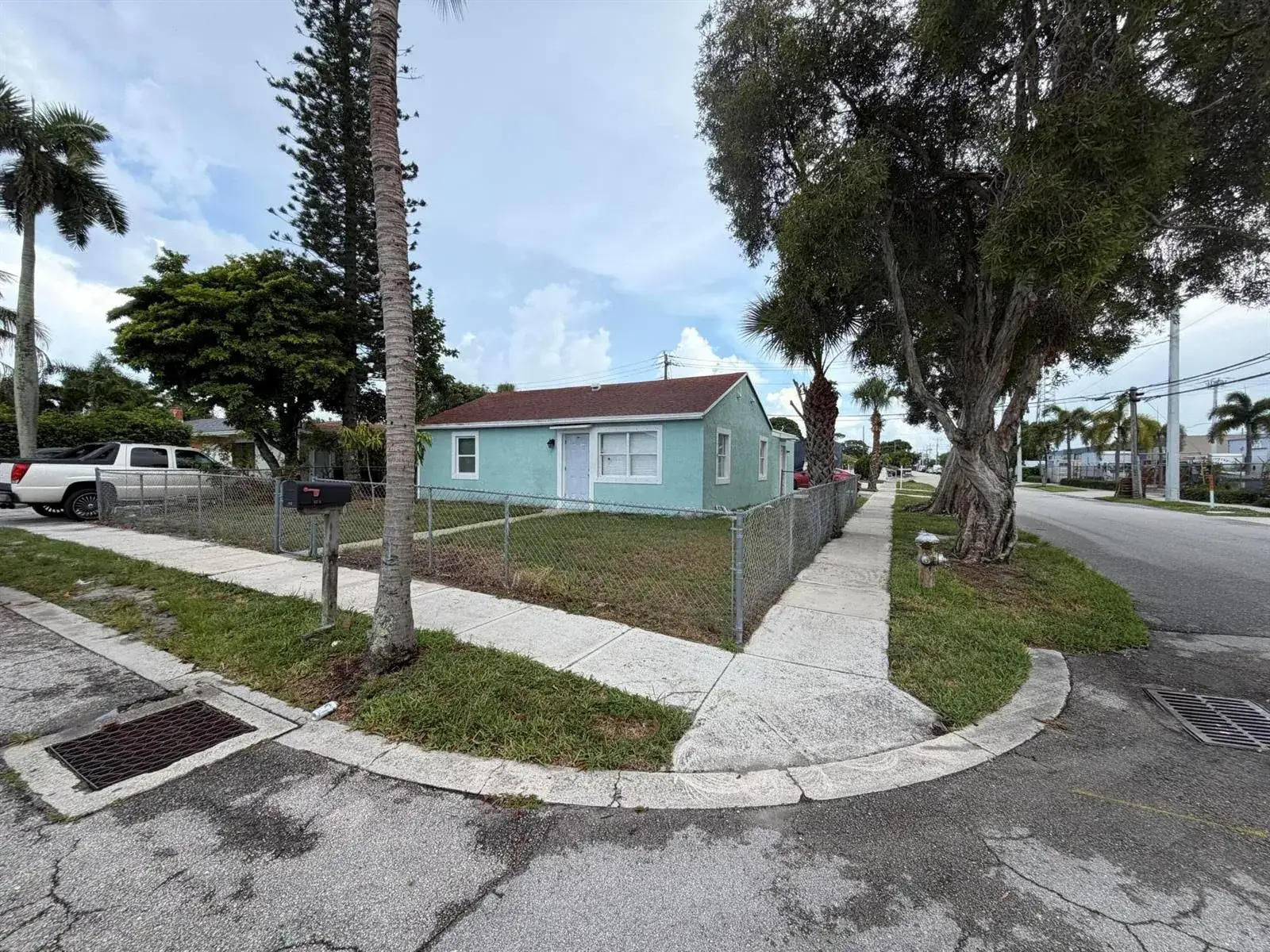 3 bedroom 2 bath Residential Lease for rent at 442 Winters Street, West Palm Beach FL 33405