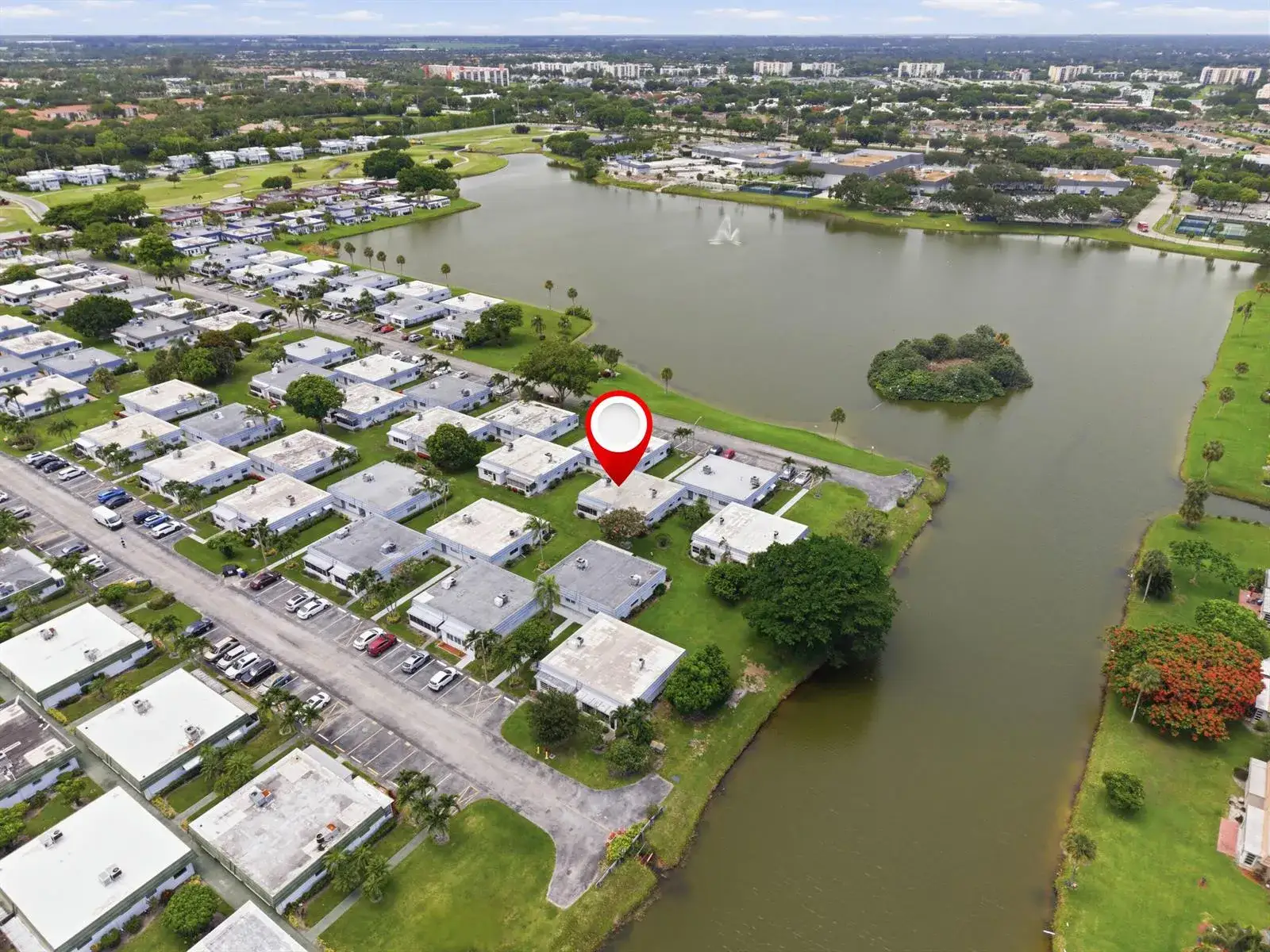 1 bedroom 1 bath Residential for sale at 30 Waterford B, Delray Beach FL 33446