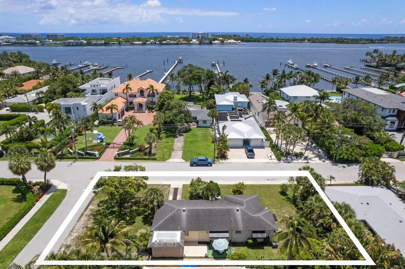2 bath Residential Lease for rent at 1725 N Lakeside Drive, FL 33460