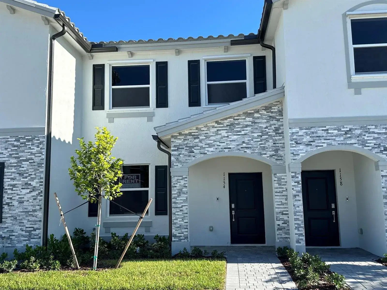3 bedroom 2 bath Residential Lease for rent at 1154 SE 2 Street, Florida City FL 33034