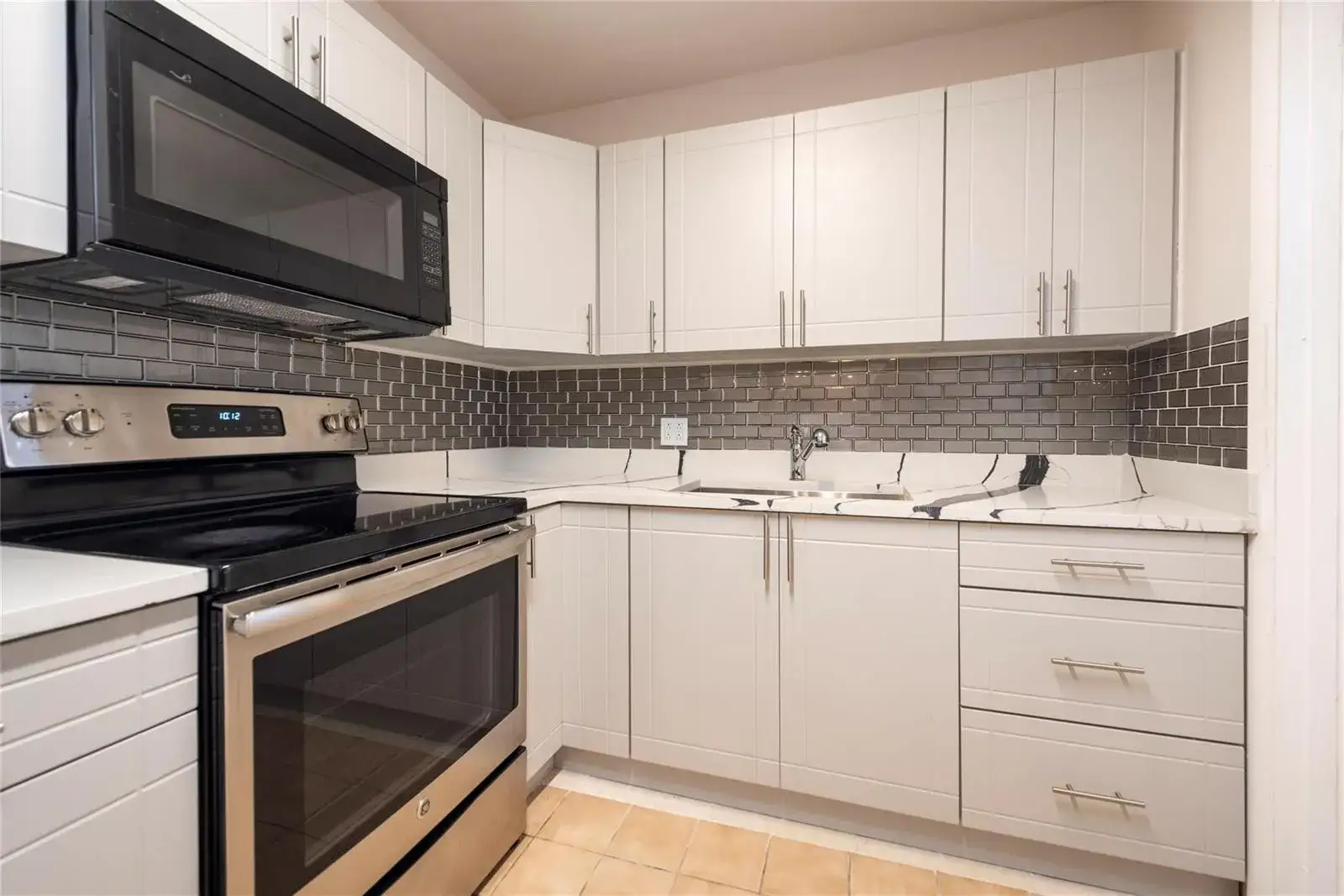 2 bedroom 2 bath Residential for sale at 1310 NW 43rd Avenue # 309, Lauderhill FL 33313