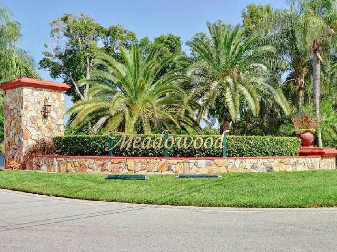 2 bedroom 2 bath Residential for sale at 9460 Meadowood Drive # 104, Fort Pierce FL 34951