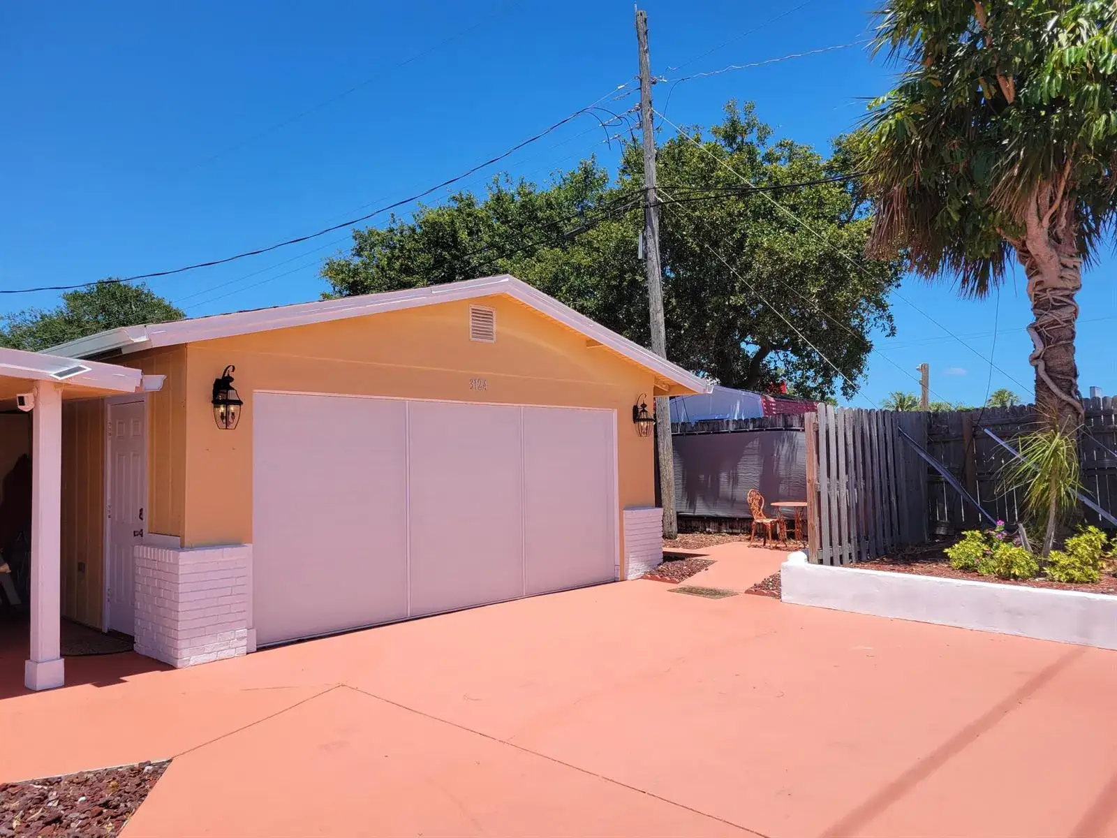 2 bedroom 1 bath Residential Lease for rent at 3124 NE Skyline Drive # B, Jensen Beach FL 34957