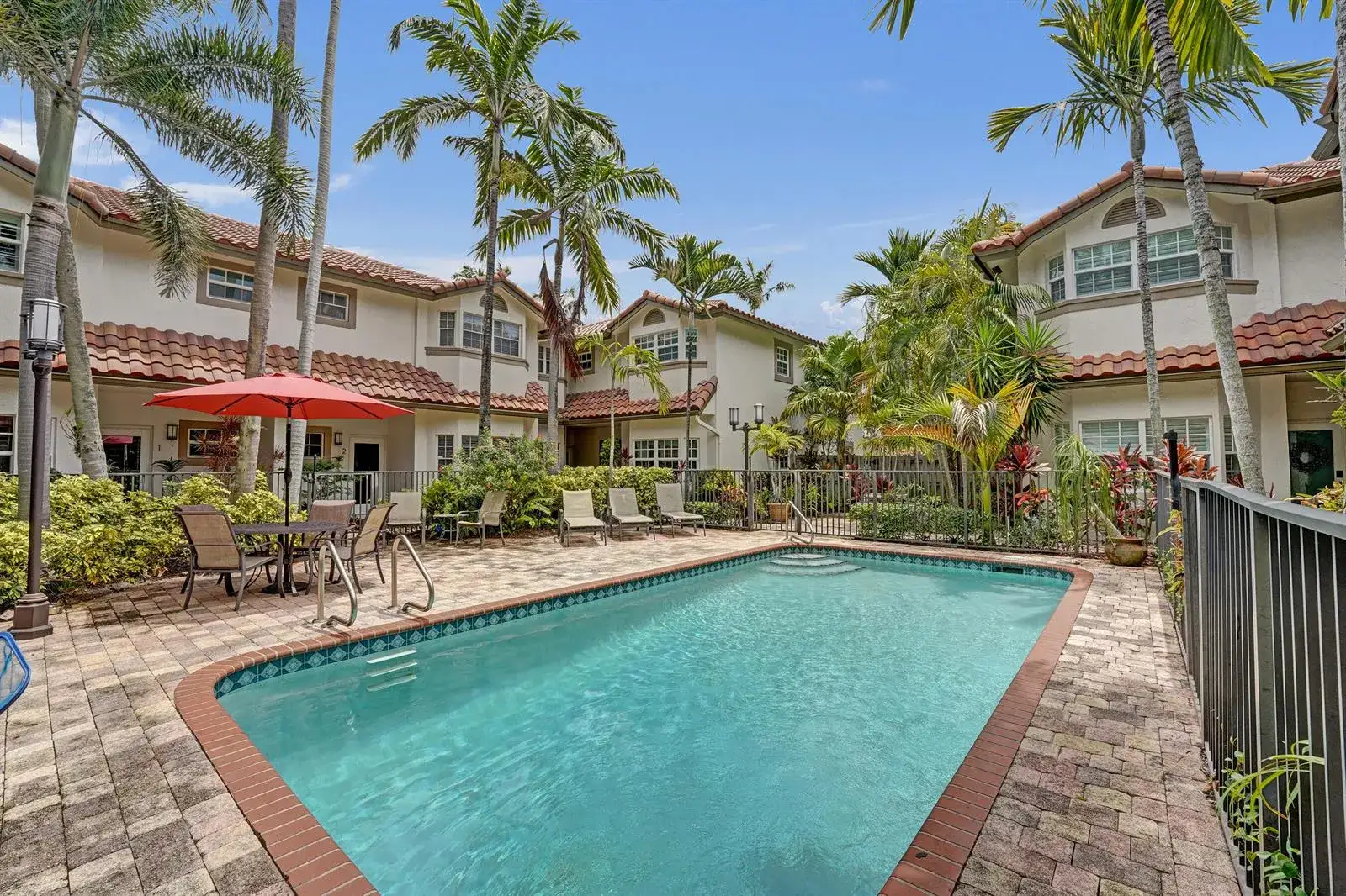 3 bedroom 2 bath Residential for sale at 620 NE 9th Avenue # 6, Fort Lauderdale FL 33304