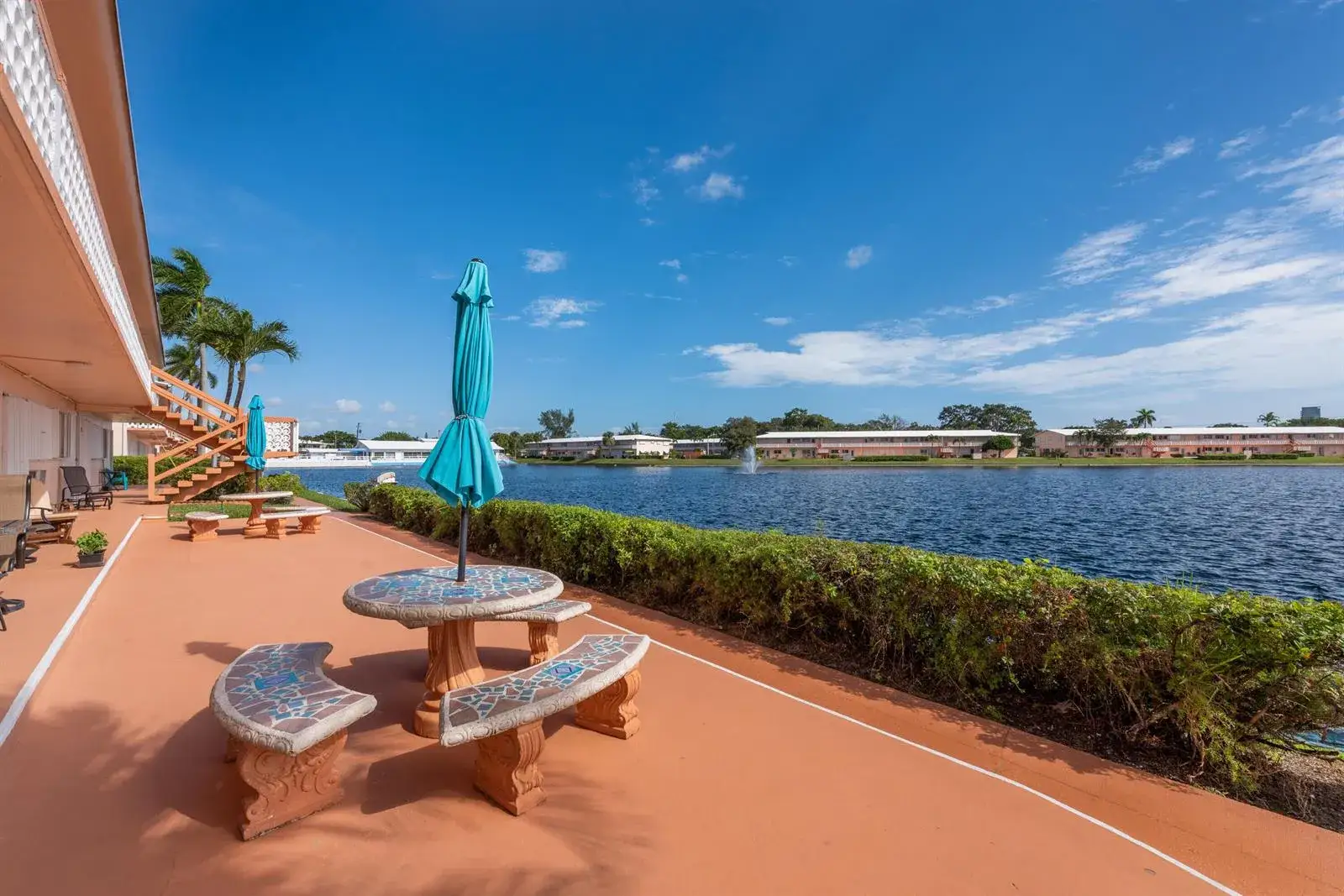 1 bedroom 1 bath Residential for sale at 925 SW 11th Avenue # 3j, FL 33009