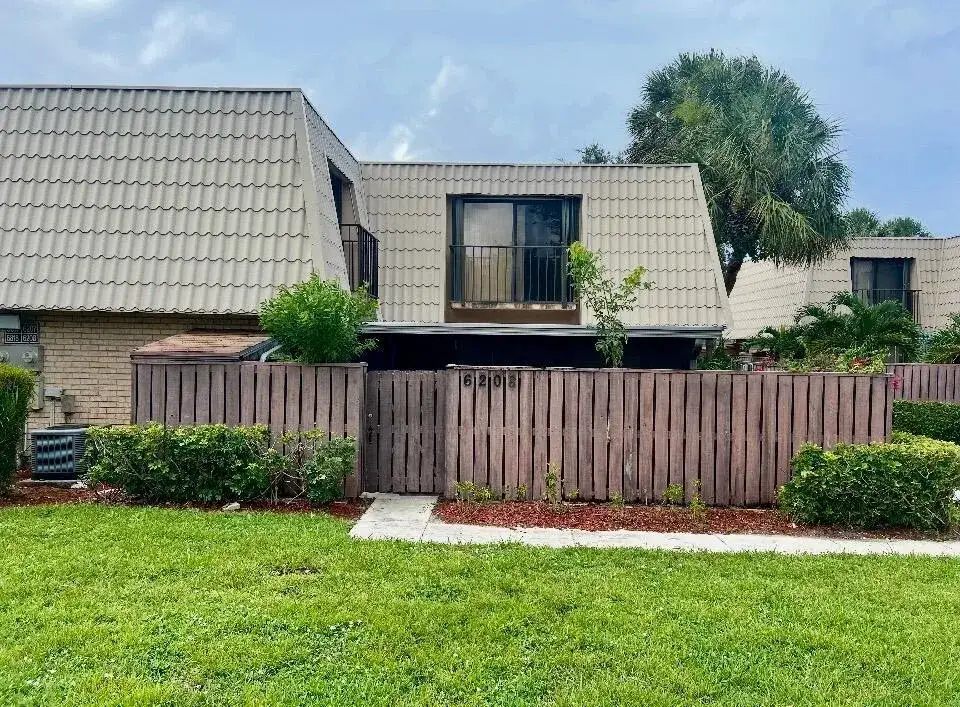 2 bedroom 2 bath Residential Lease for rent at 6208 62nd Way, West Palm Beach FL 33409