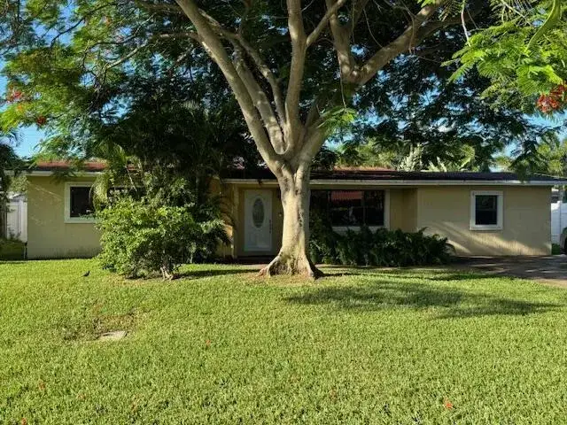 3 bedroom 2 bath Residential Lease for rent at 2624 NE 8th Court, Pompano Beach FL 33062