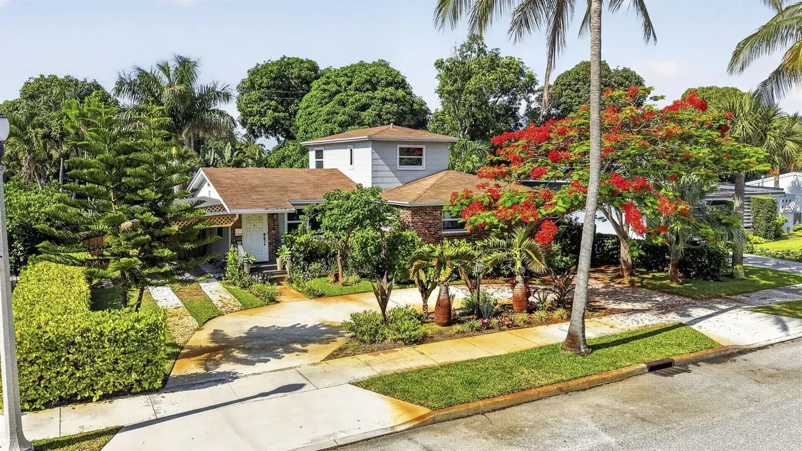 2 bedroom 2 bath Residential Lease for rent at 338 Hunter Street, West Palm Beach FL 33405