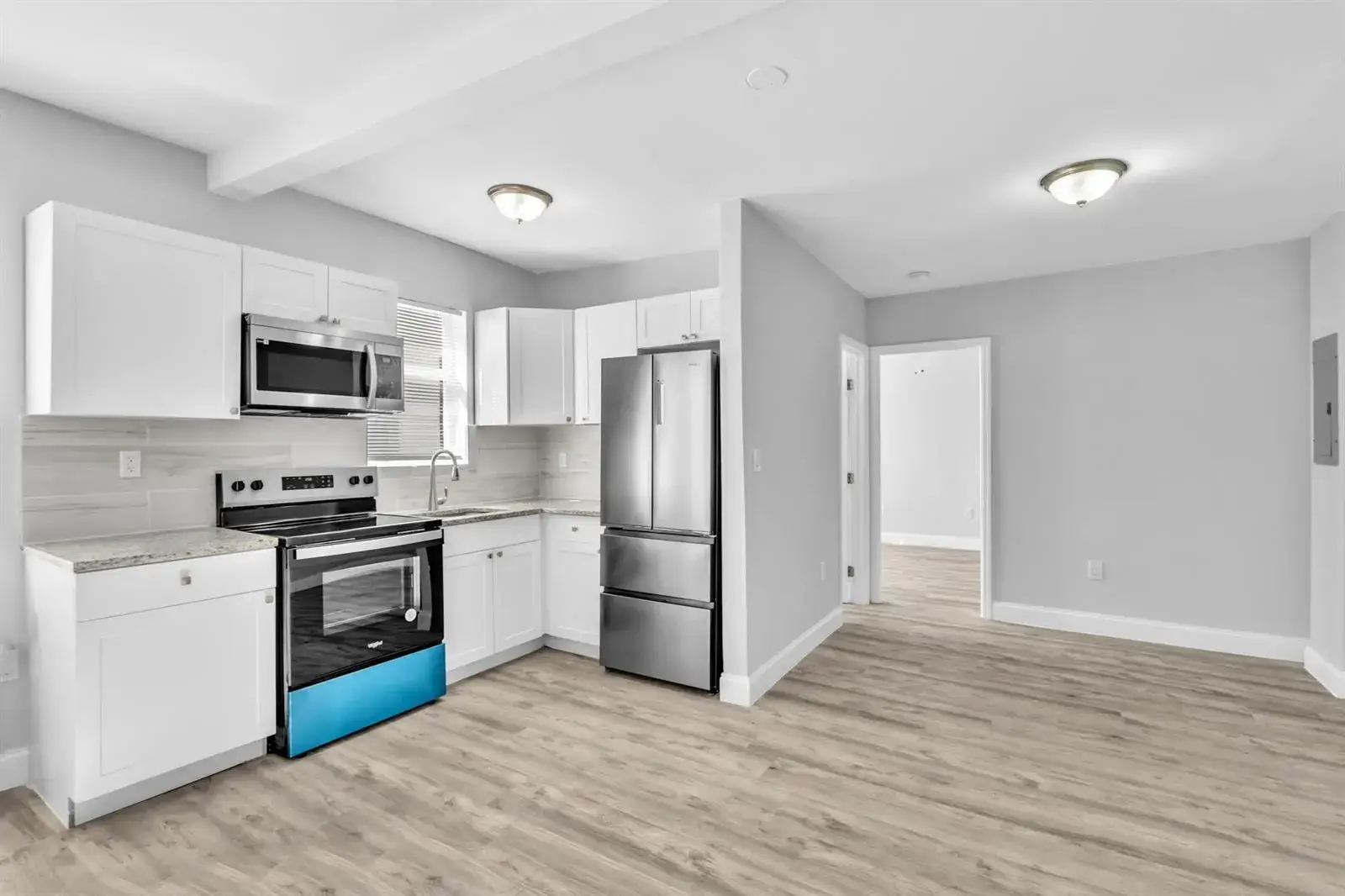 2 bedroom 1 bath Residential Lease for rent at 1142 SW 4th Street # 10, Miami FL 33130