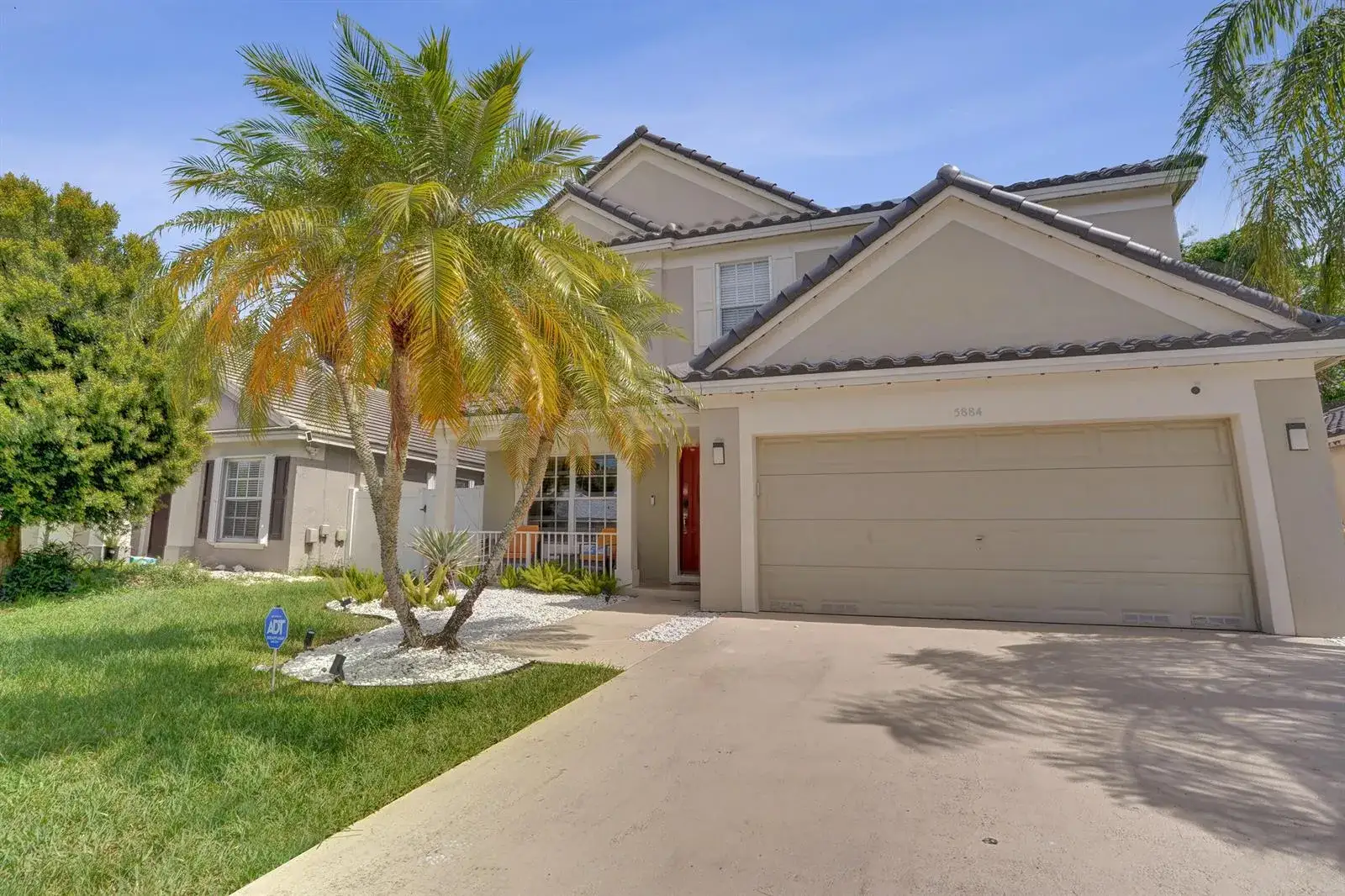 3 bedroom 2 bath Residential for sale at 5884 N Plum Bay Parkway, Tamarac FL 33321