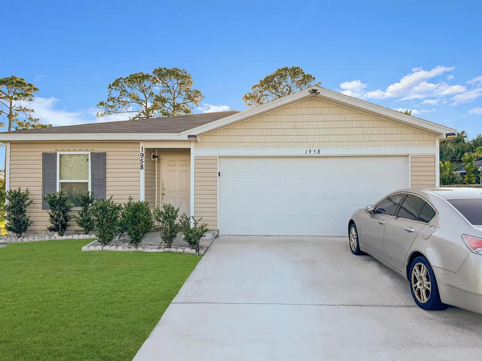 4 bedroom 2 bath Residential for sale at 1958 SE Floresta Drive, Port St. Lucie FL 34983