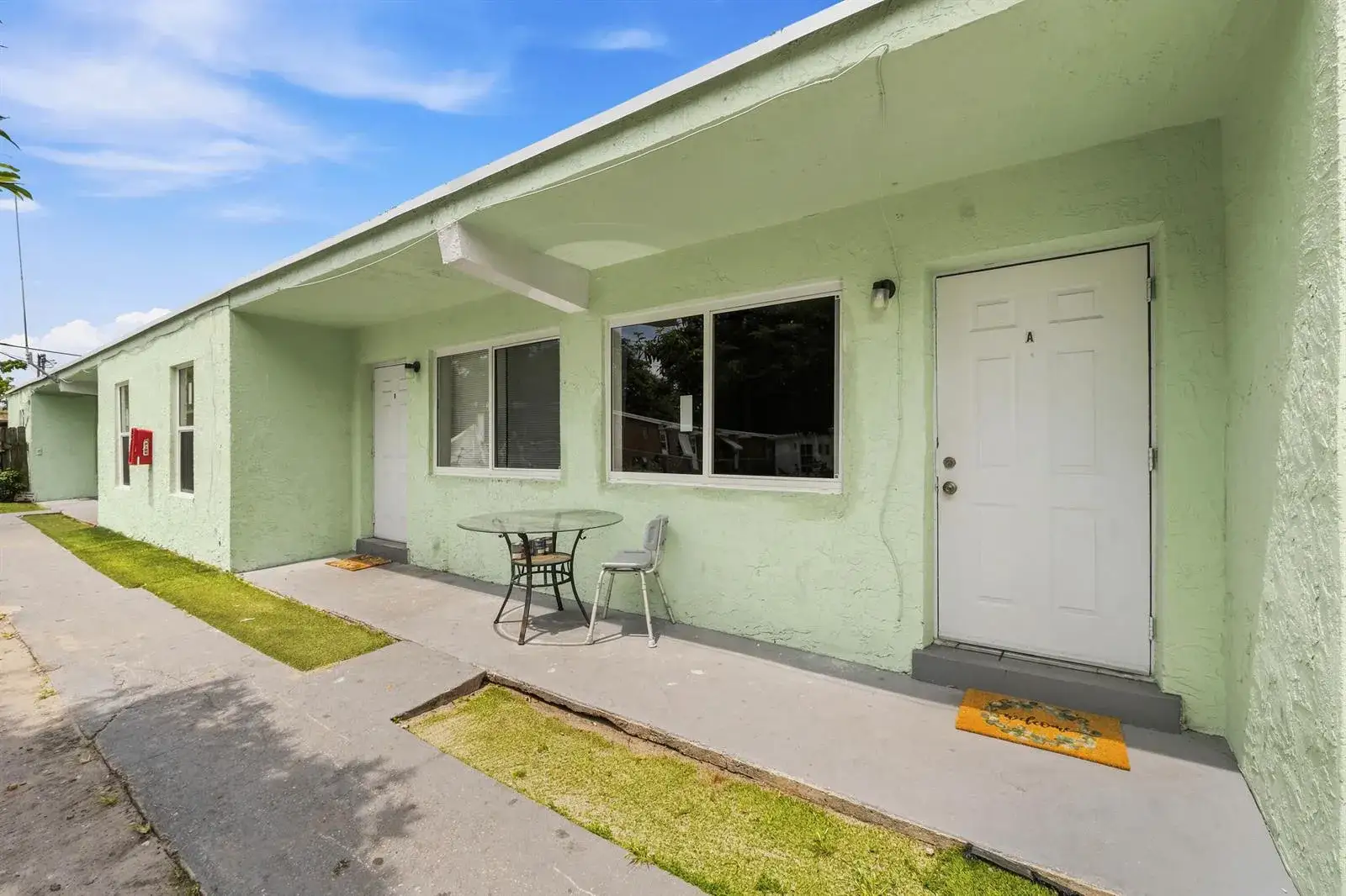 Residential Income for sale at 166 SW 3rd Street # d, Deerfield Beach FL 33441