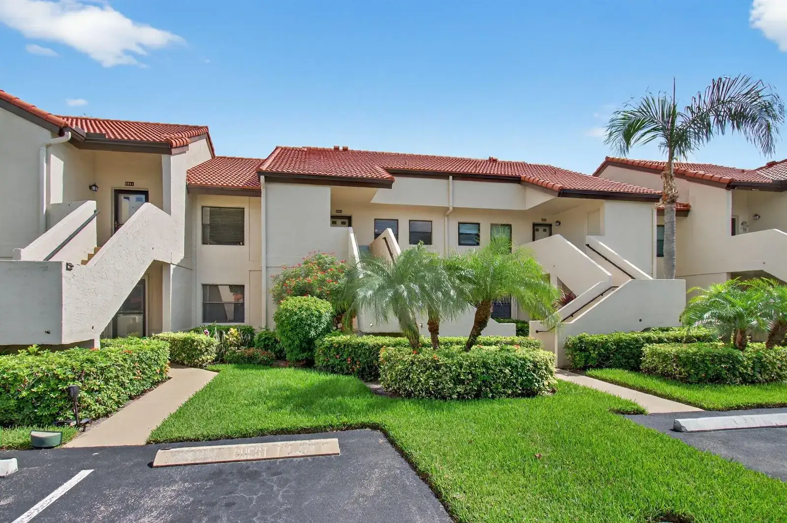 2 bedroom 2 bath Residential for sale at 5947 Parkwalk Drive, Boynton Beach FL 33472