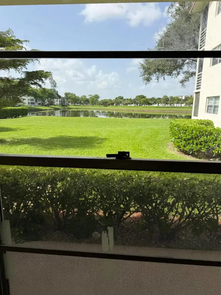 2 bedroom 1 bath Residential for sale at 47 Preston B # 47, Boca Raton FL 33434