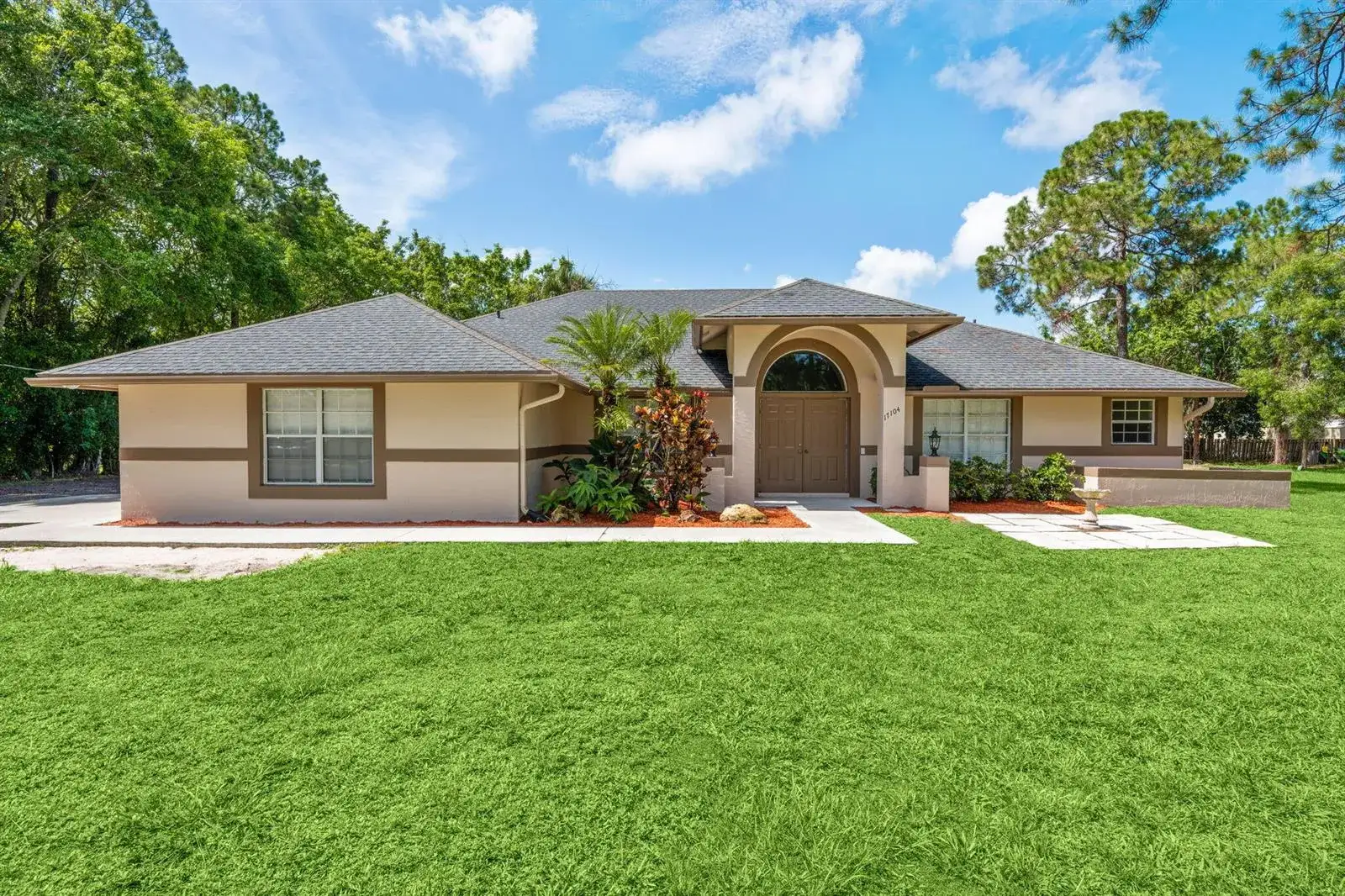 4 bedroom 2 bath Residential Lease for rent at 17104 76th Street N, FL 33470