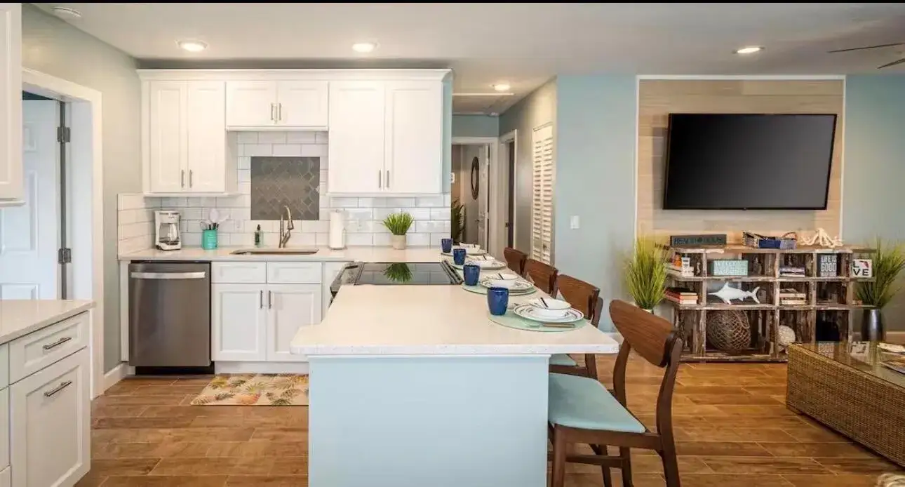 3 bedroom 2 bath Residential for sale at 85 S Las Olas Drive, Jensen Beach FL 34957
