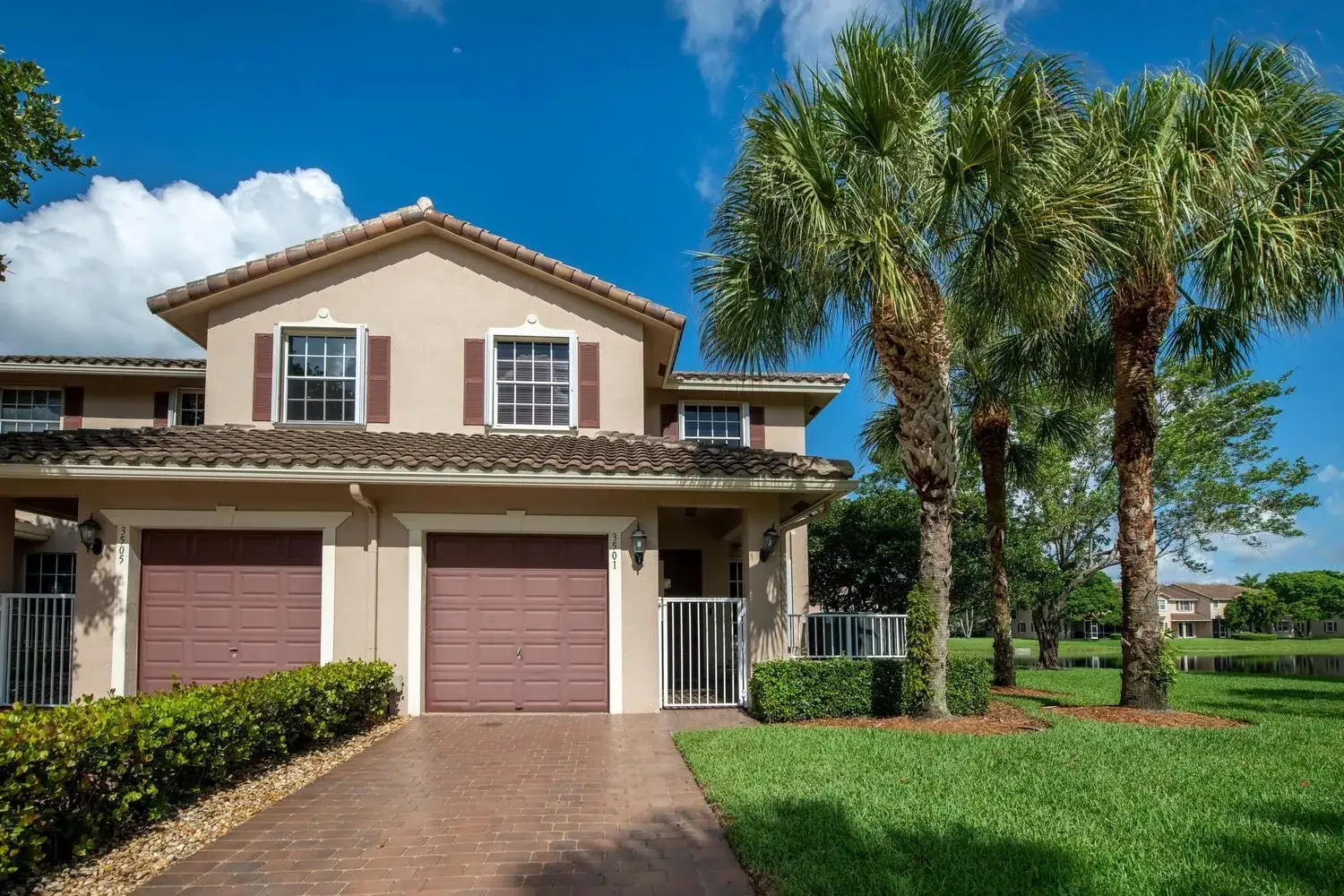 3501 Lakeside Drive, Davie FL 33328