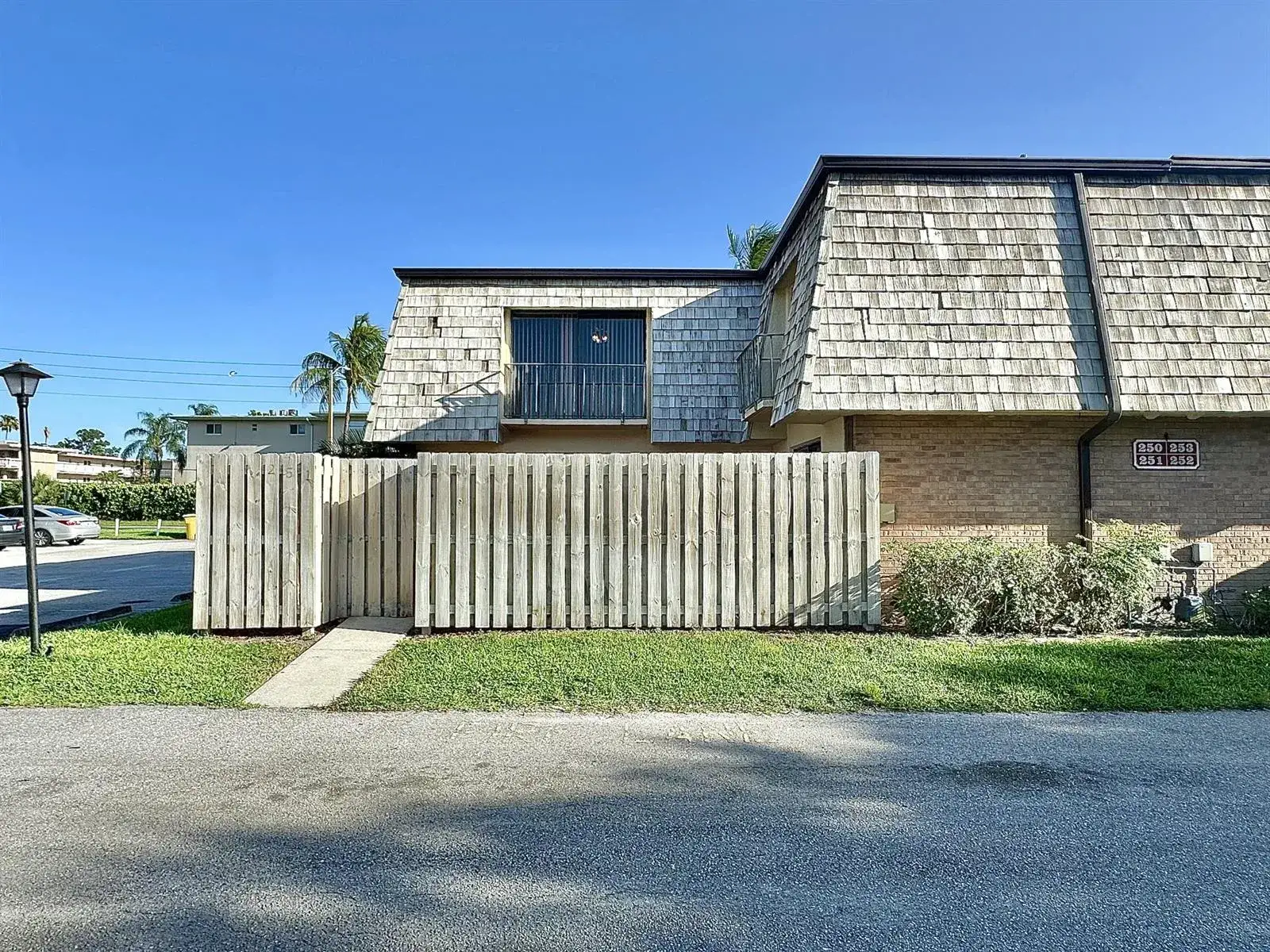 2 bedroom 2 bath Residential for sale at 251 Lake Arbor Drive, Palm Springs FL 33461