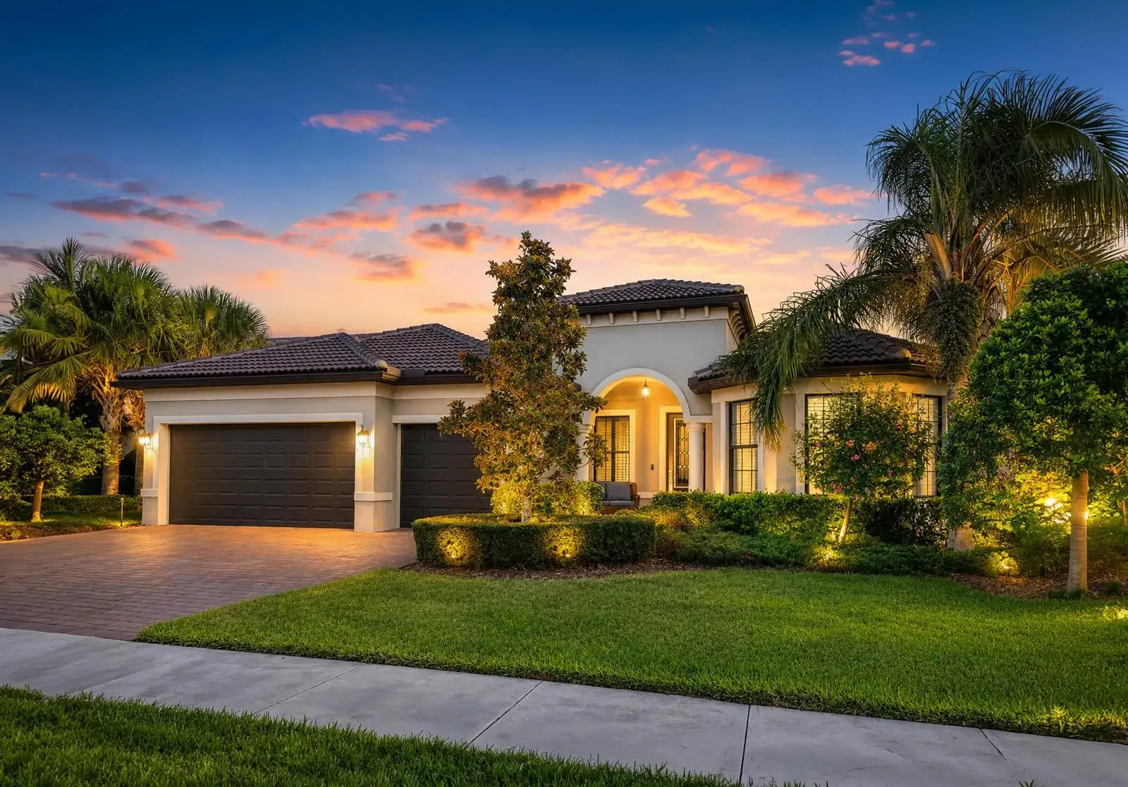 3 bedroom 3 bath Residential for sale at 604 SE Monteiro Drive, Port St. Lucie FL 34984