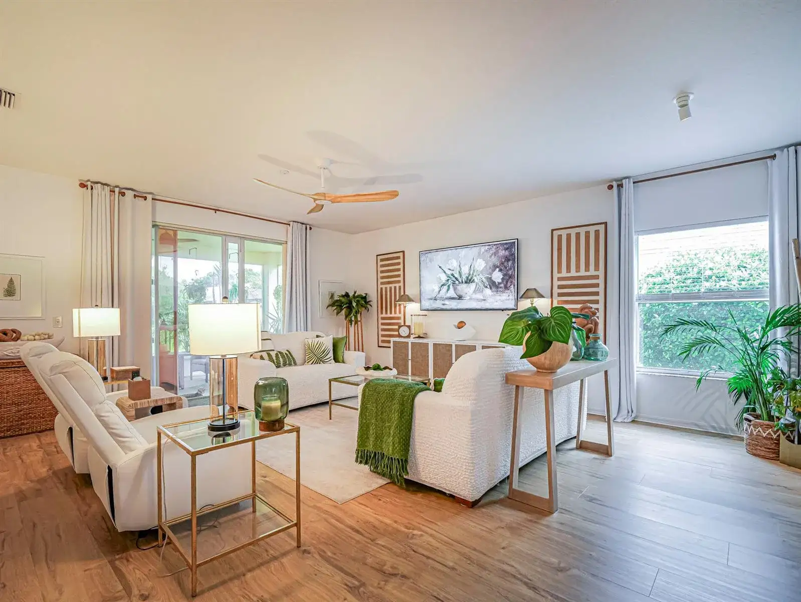 2 bedroom 2 bath Residential for sale at 1863 Easthampton Terrace, Vero Beach FL 32966