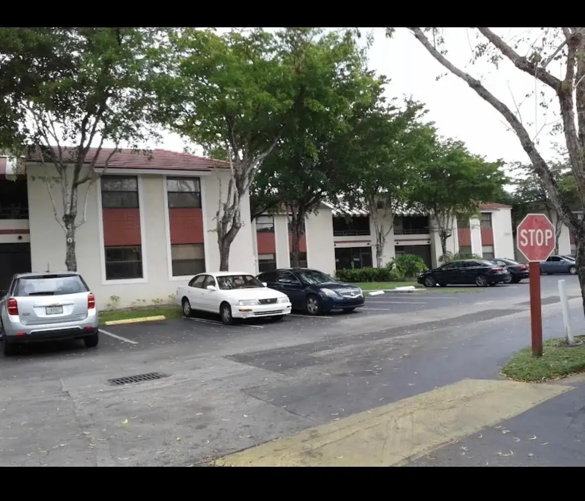 2 bedroom 2 bath Residential for sale at 20015 NE 3rd Court # 5, Miami FL 33161