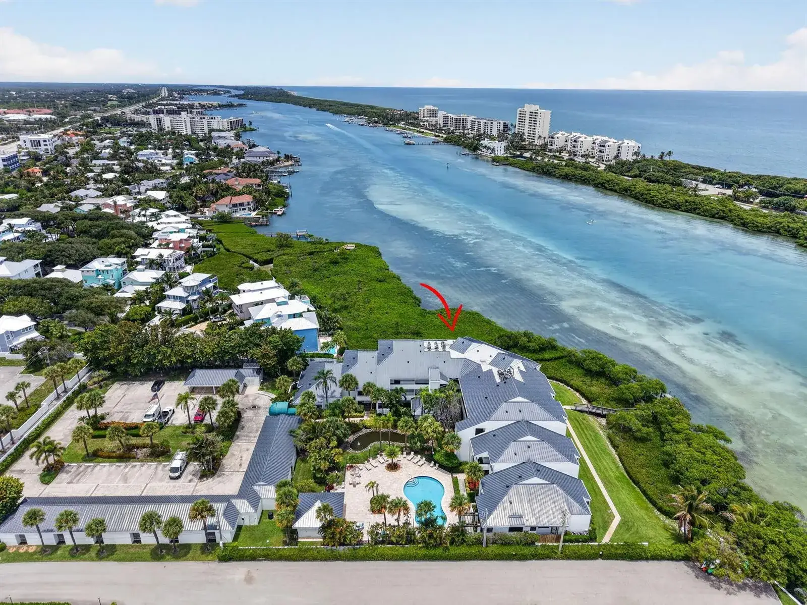 2 bedroom 2 bath Residential for sale at 200 Waterway Road # 104, Tequesta FL 33469
