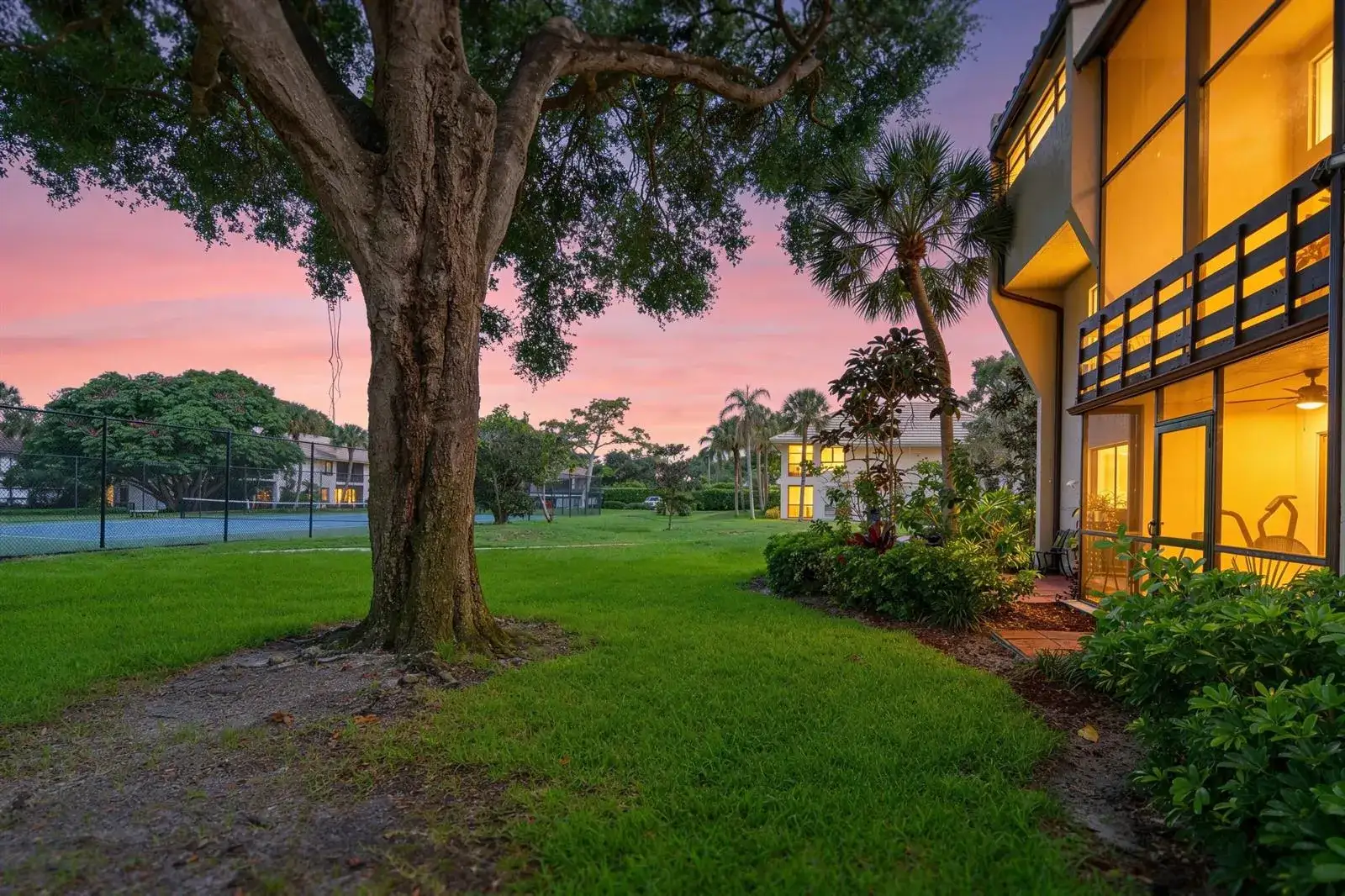 3 bedroom 2 bath Residential for sale at 149 NW 70th # 302b, Boca Raton FL 33487