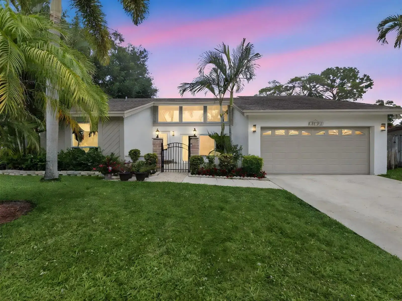 3 bedroom 2 bath Residential for sale at 21521 Sassafras Road, Boca Raton FL 33433